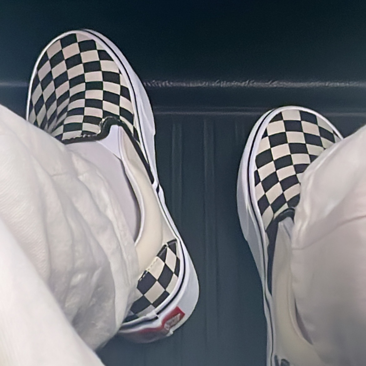 Vans Slip-On Checkerboard 착용 스타일 - 2