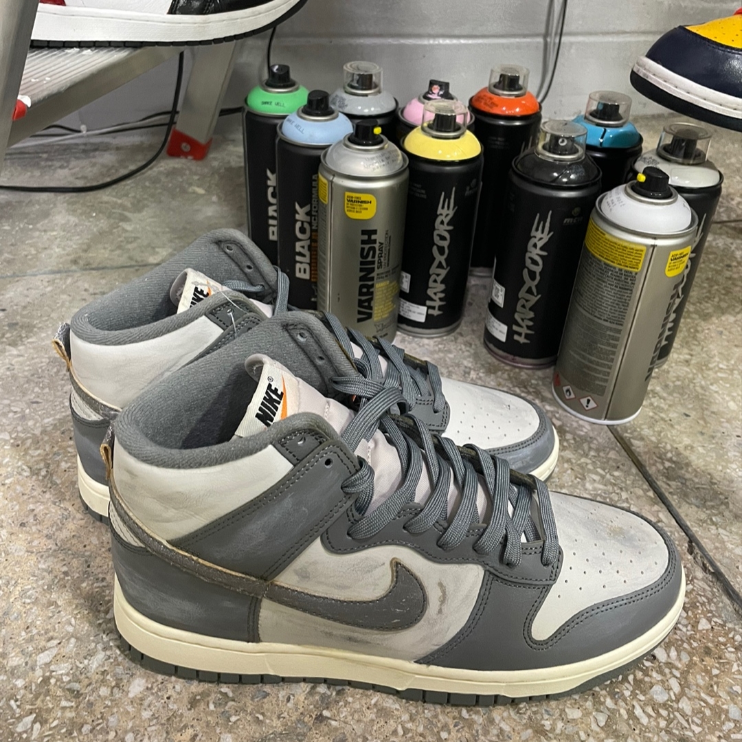 Nike Dunk High Retro SE VNTG Light Bone 착용 스타일 - 1