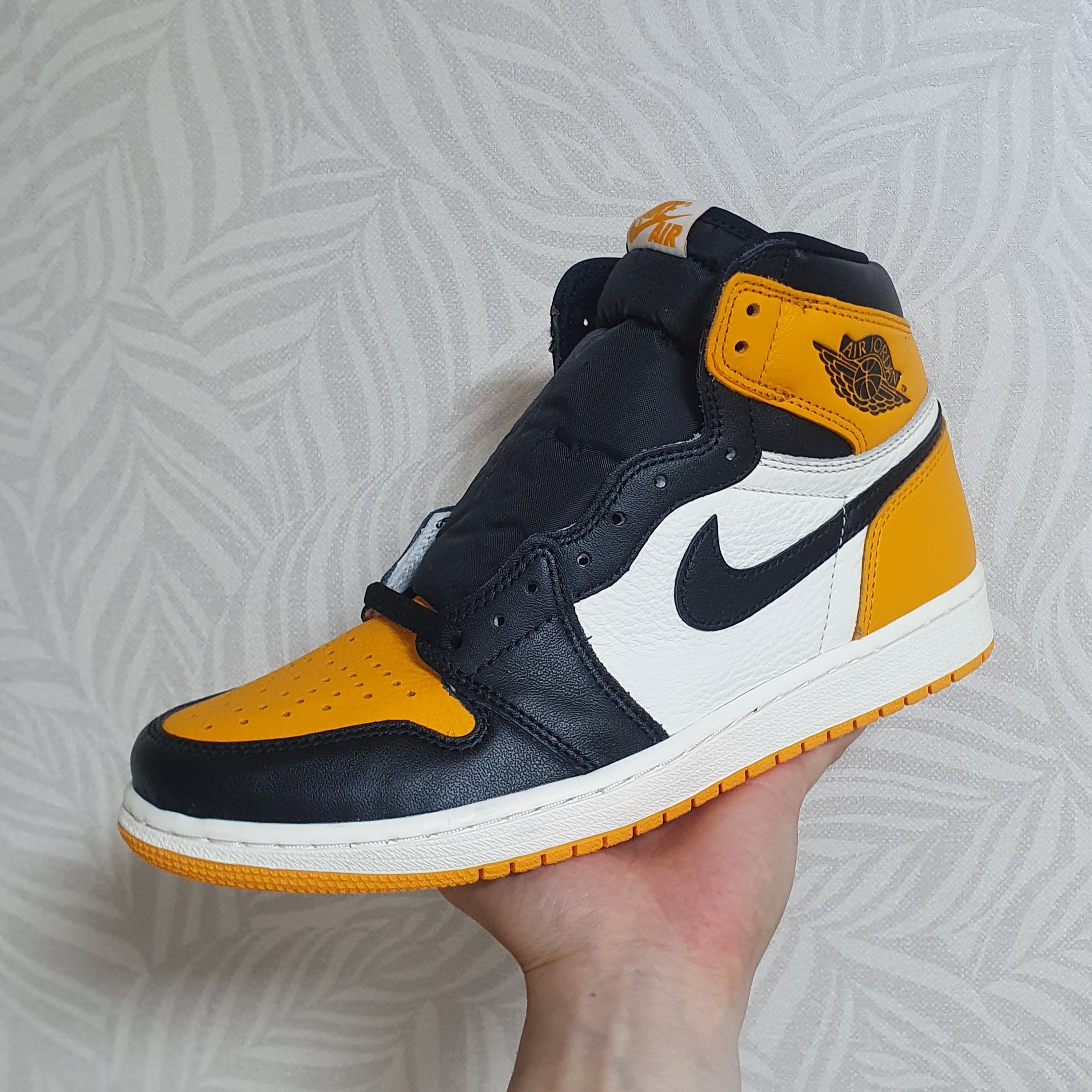 Jordan 1 Retro High OG Taxi 착용 스타일 - 2