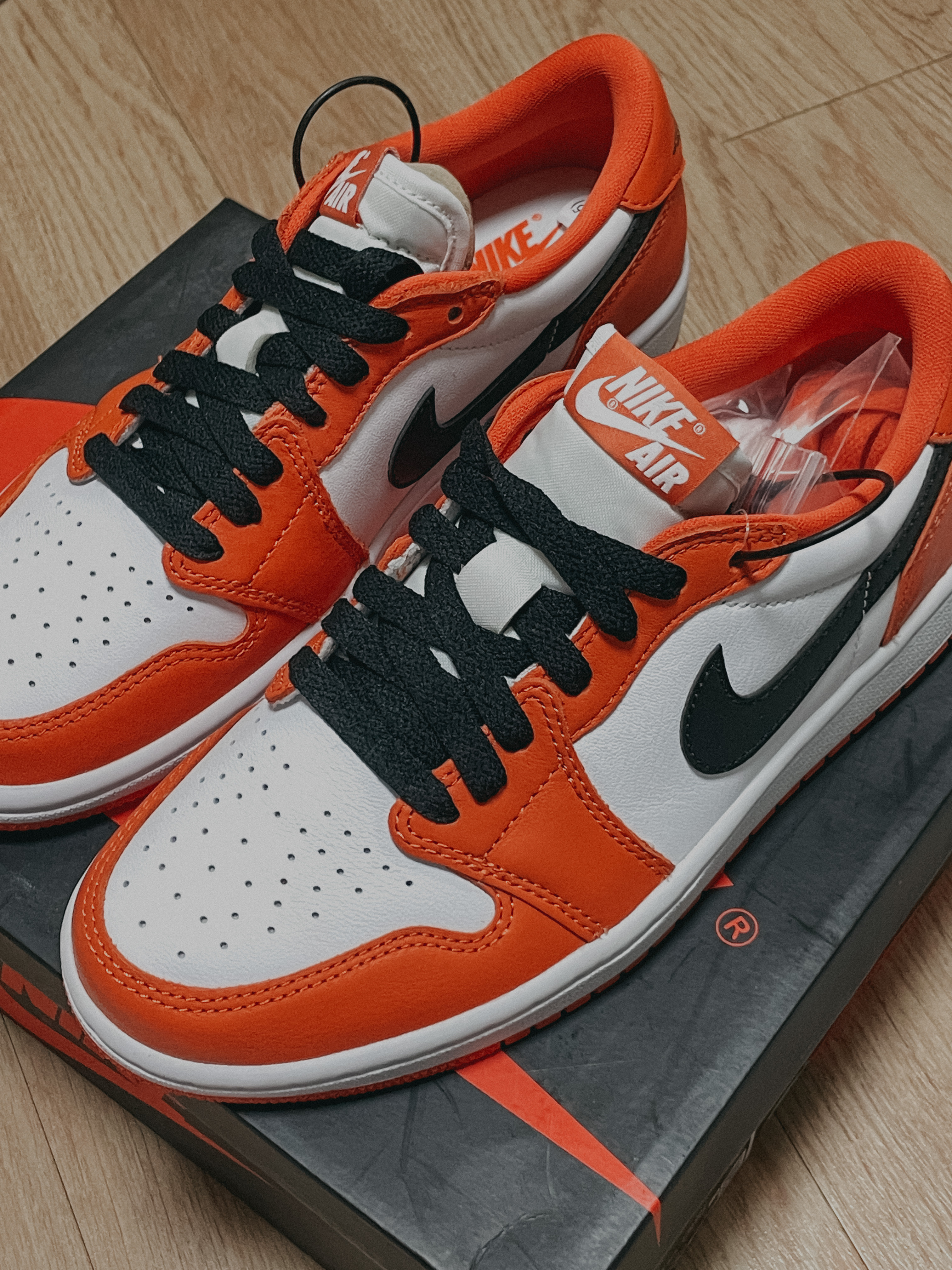 (W) Jordan 1 Low OG Starfish 착용 스타일