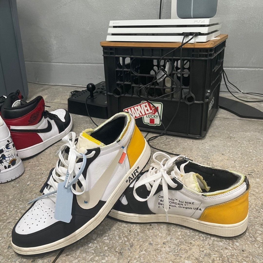Jordan 1 Retro High OG Volt Gold 착용 스타일 - 3