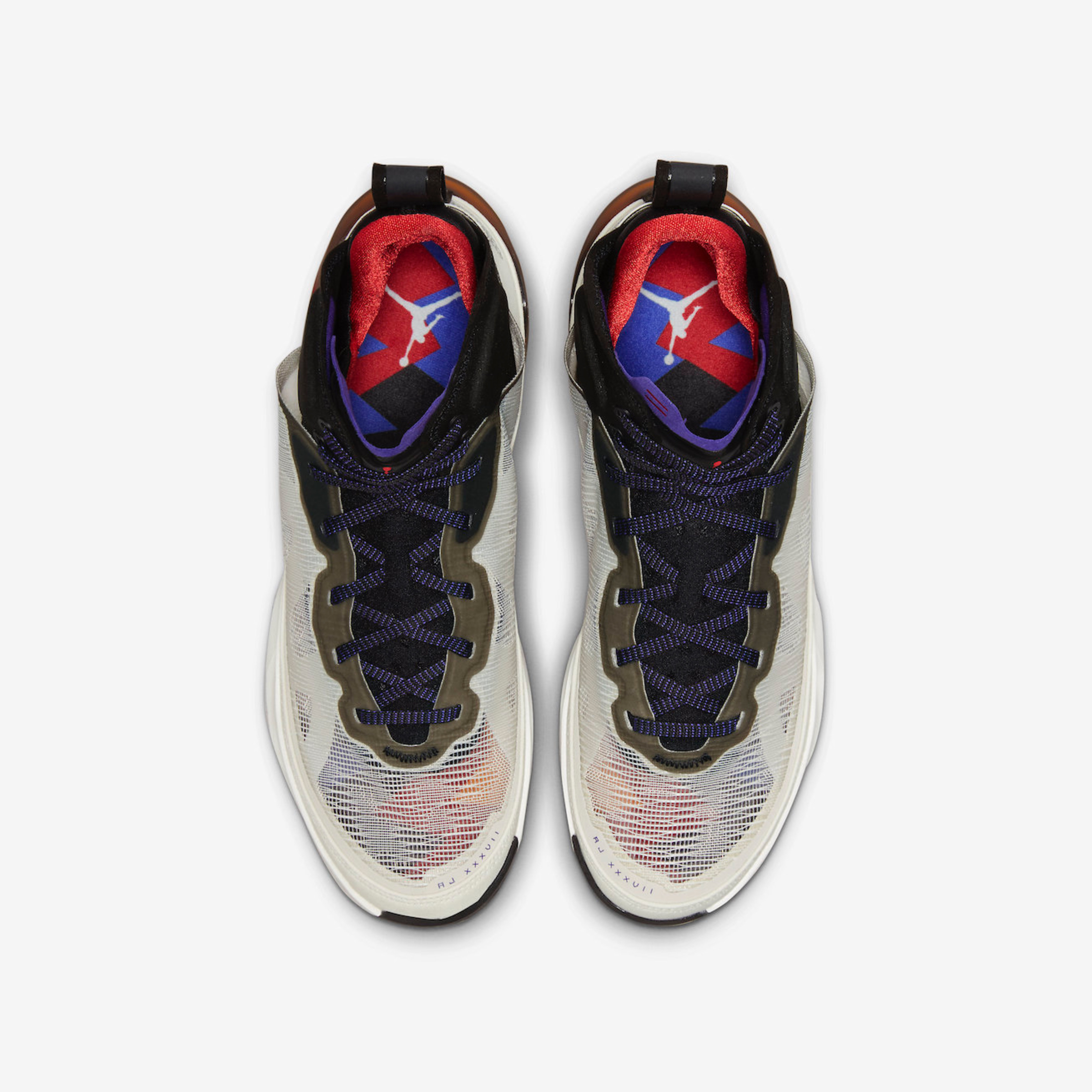 Jordan Aerospace 720 Black Blue Fury, Jordan Aerospace 720 White Black Gym Red 착용 스타일 - 4
