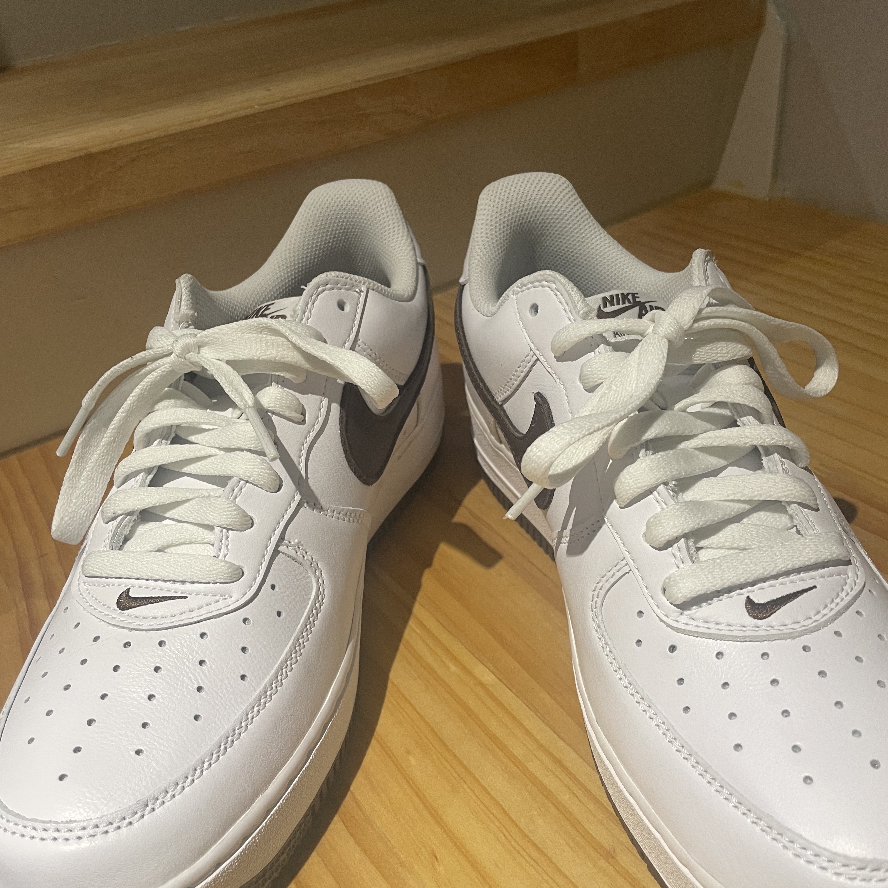 Nike Air Force 1 Low Retro Color of the Month Chocolate 착용 스타일 - 2
