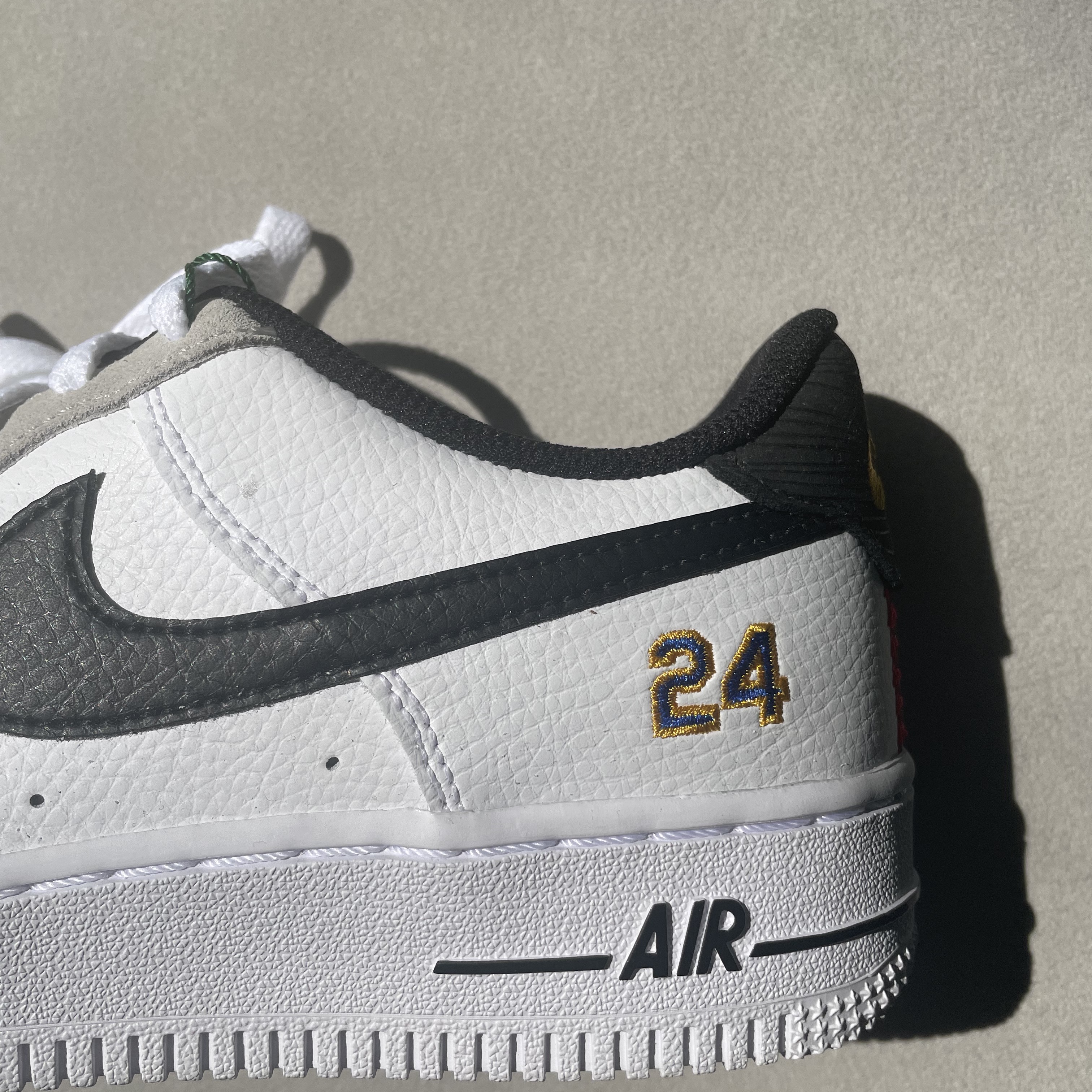 (GS) Nike Air Force 1 '07 LV8 Ken Griffey Jr. and Sr. Swingman 착용 스타일 - 2