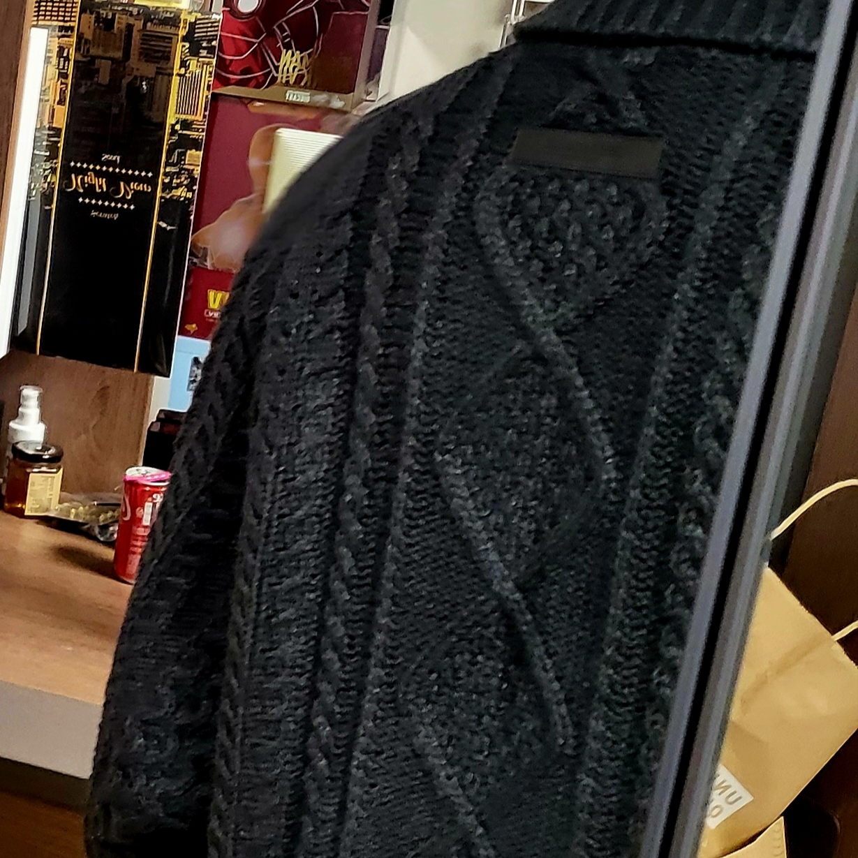 Essentials Cable Knit Turtleneck Sweater Iron - 22SS 착용 스타일 - 2