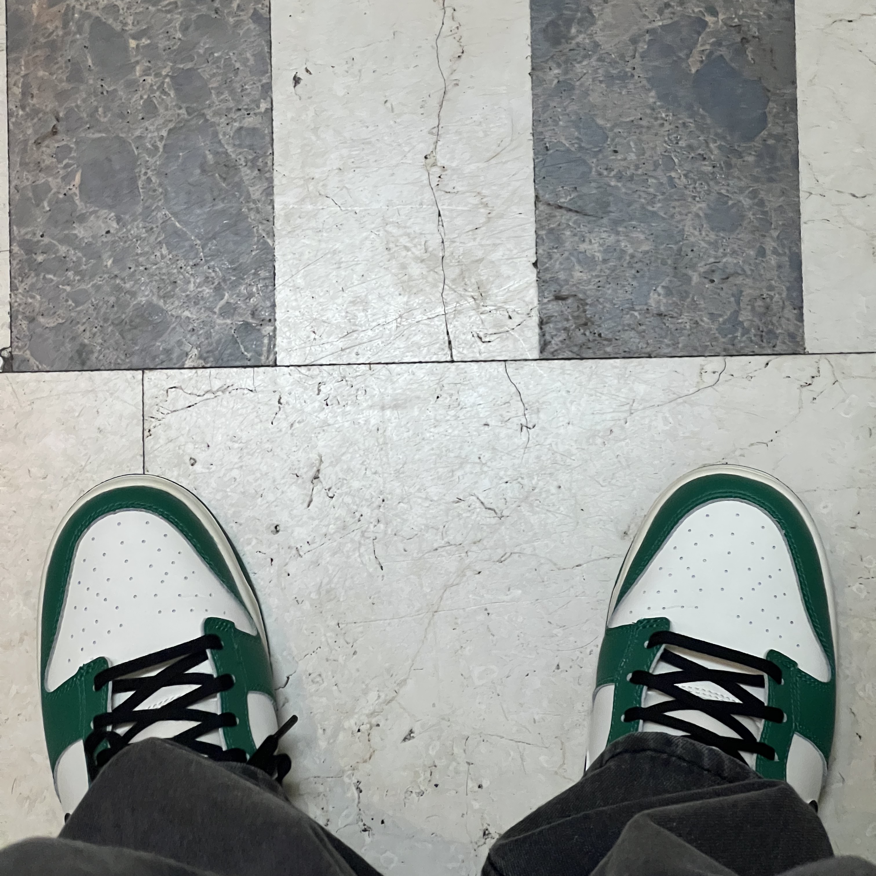 Nike Dunk Low Retro SE Jackpot Malachite 착용 스타일