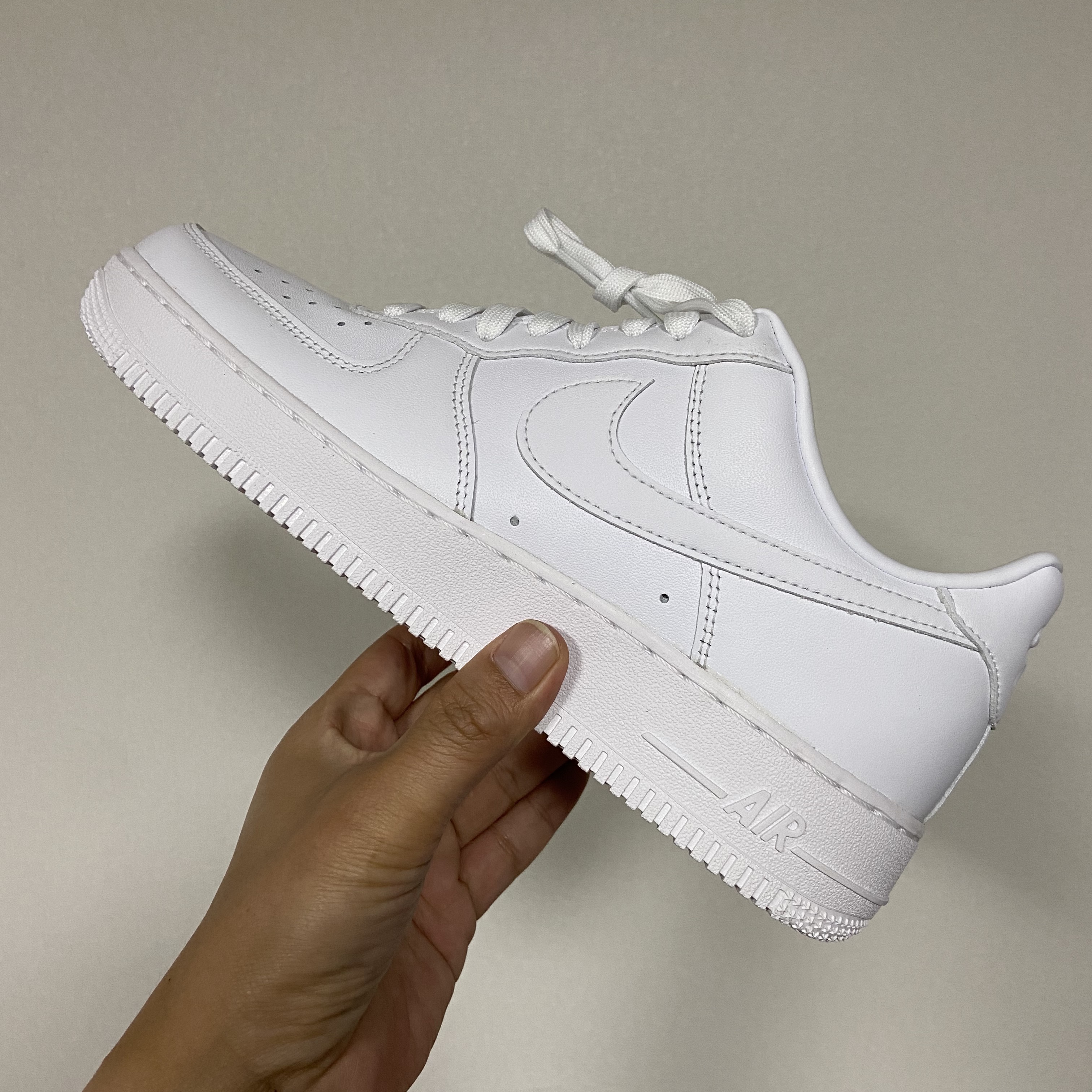 Nike Air Force 1 '07 Fresh White 착용 스타일 - 1