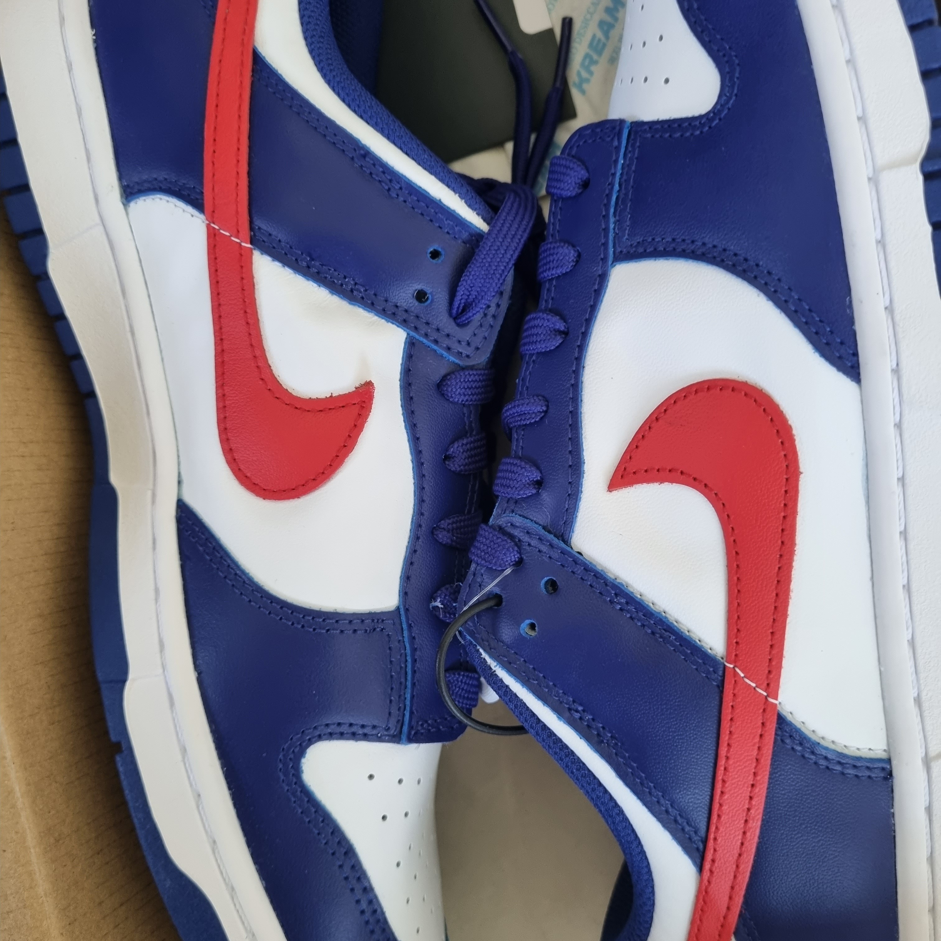 (W) Nike Dunk Low White and University Red 착용 스타일 - 4