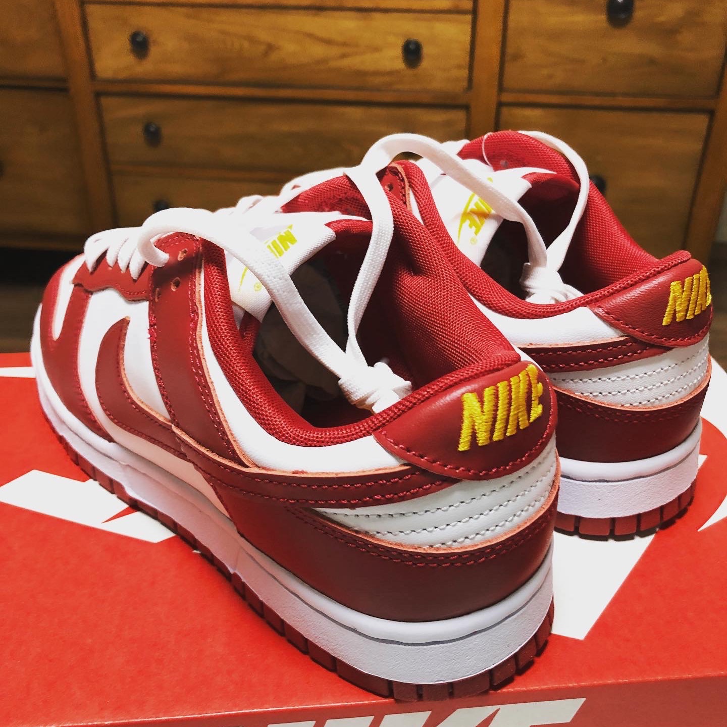 Nike Dunk Low Retro Gym Red 착용 스타일 - 2