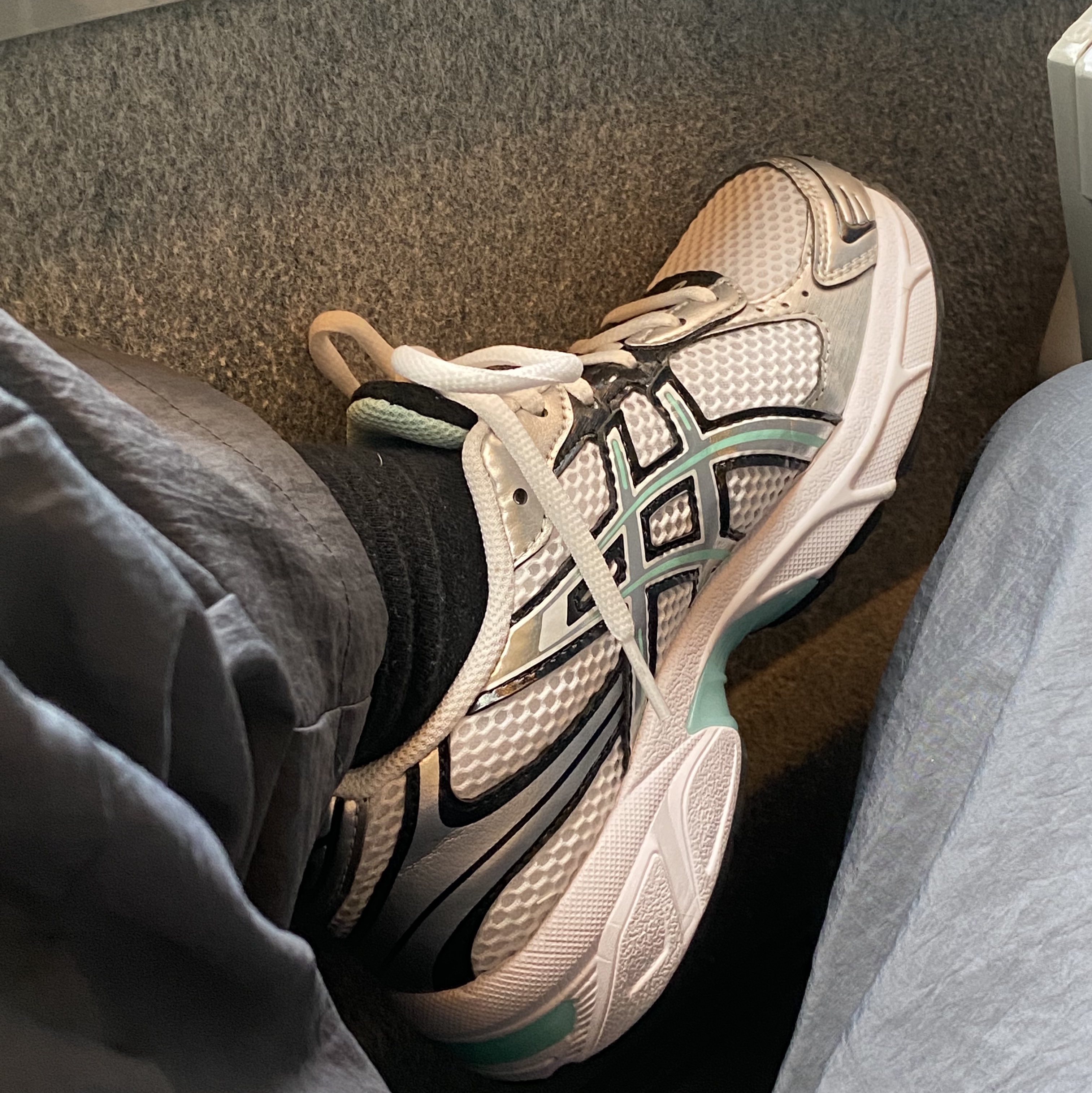 Asics Gel-1130 White Pure Silver 착용 스타일 - 2
