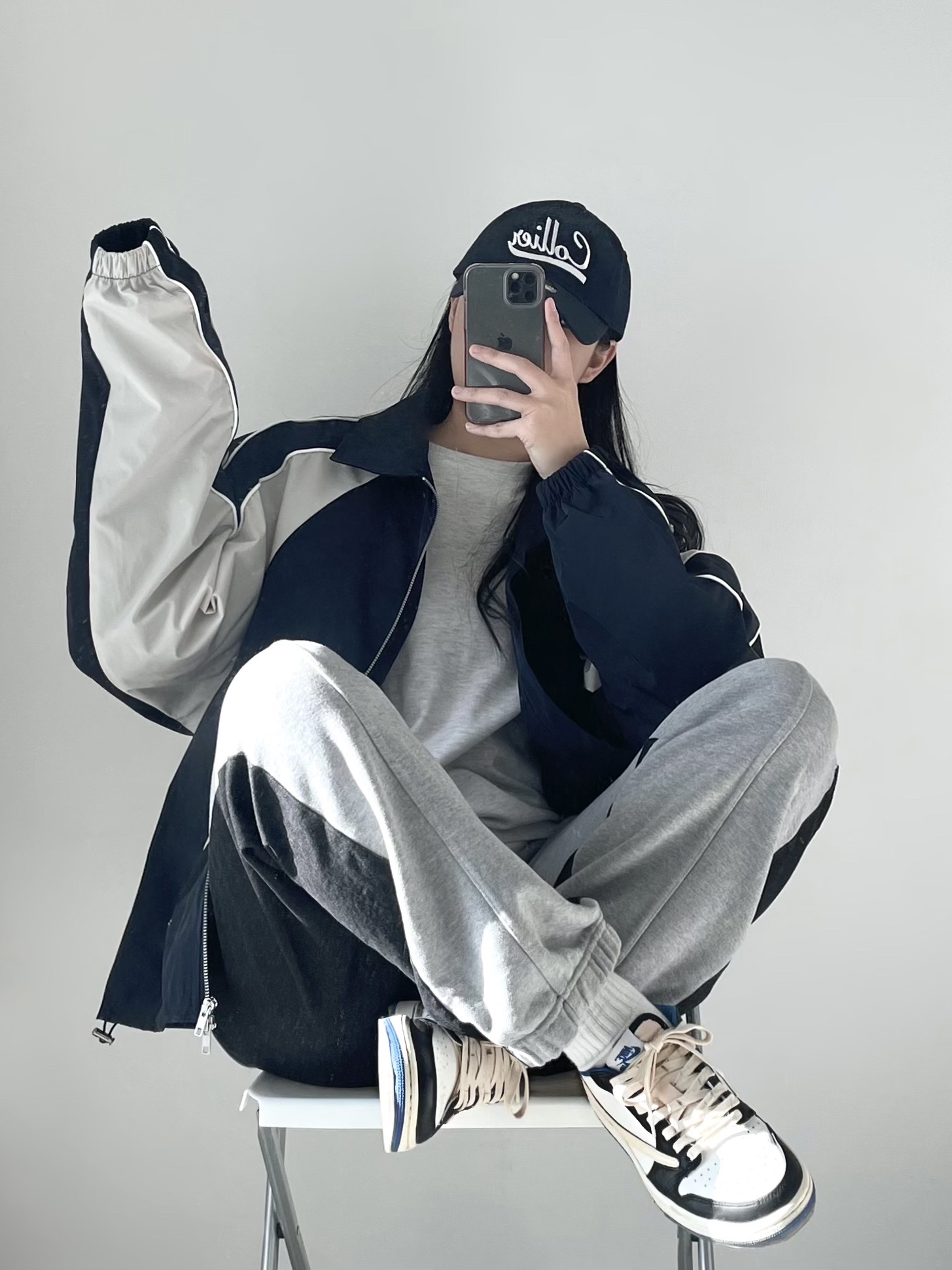 Jordan 1 x Travis Scott x Fragment Retro Low OG SP Military Blue 착용 스타일