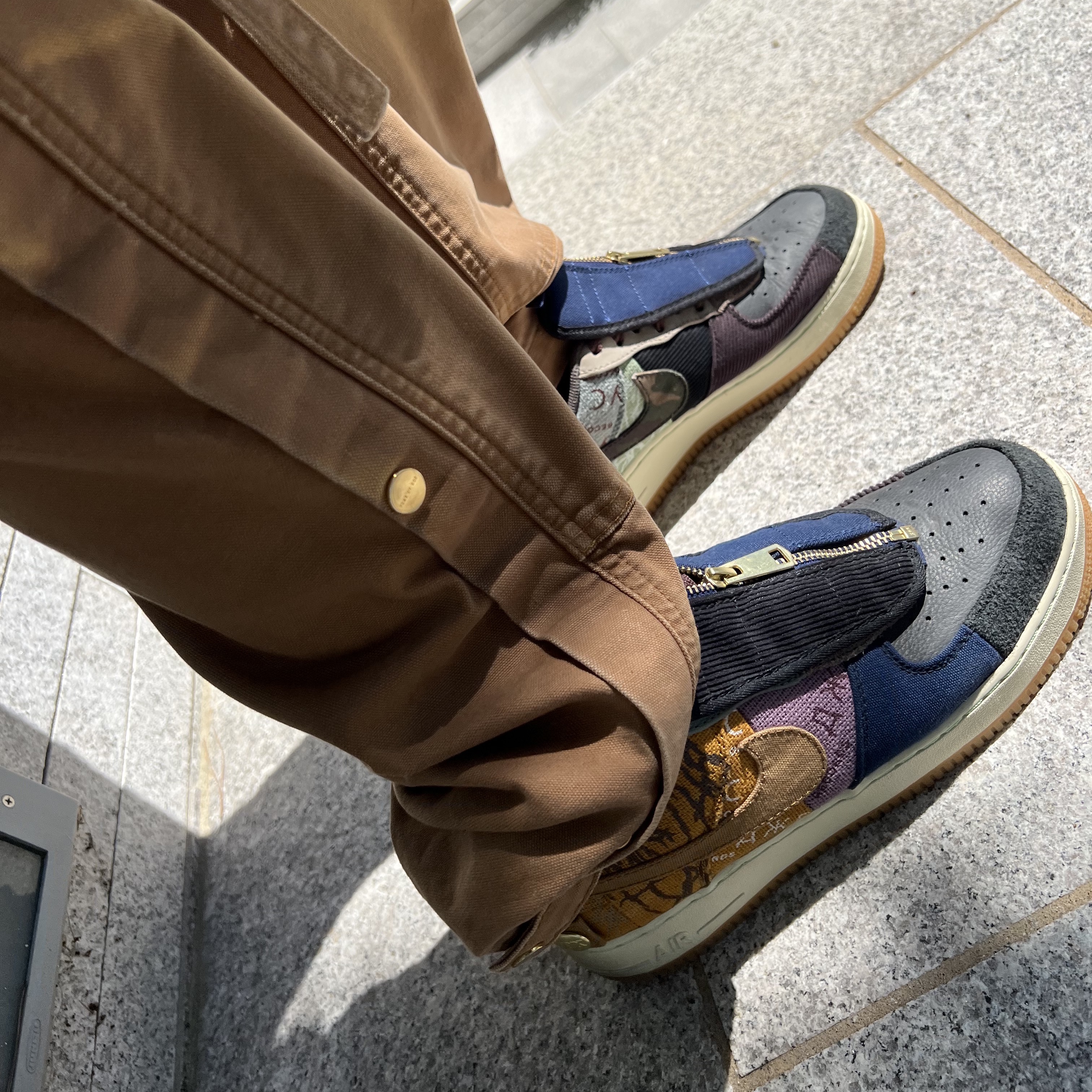 Nike x Travis Scott Air Force 1 Low Cactus Jack 착용 스타일 - 4