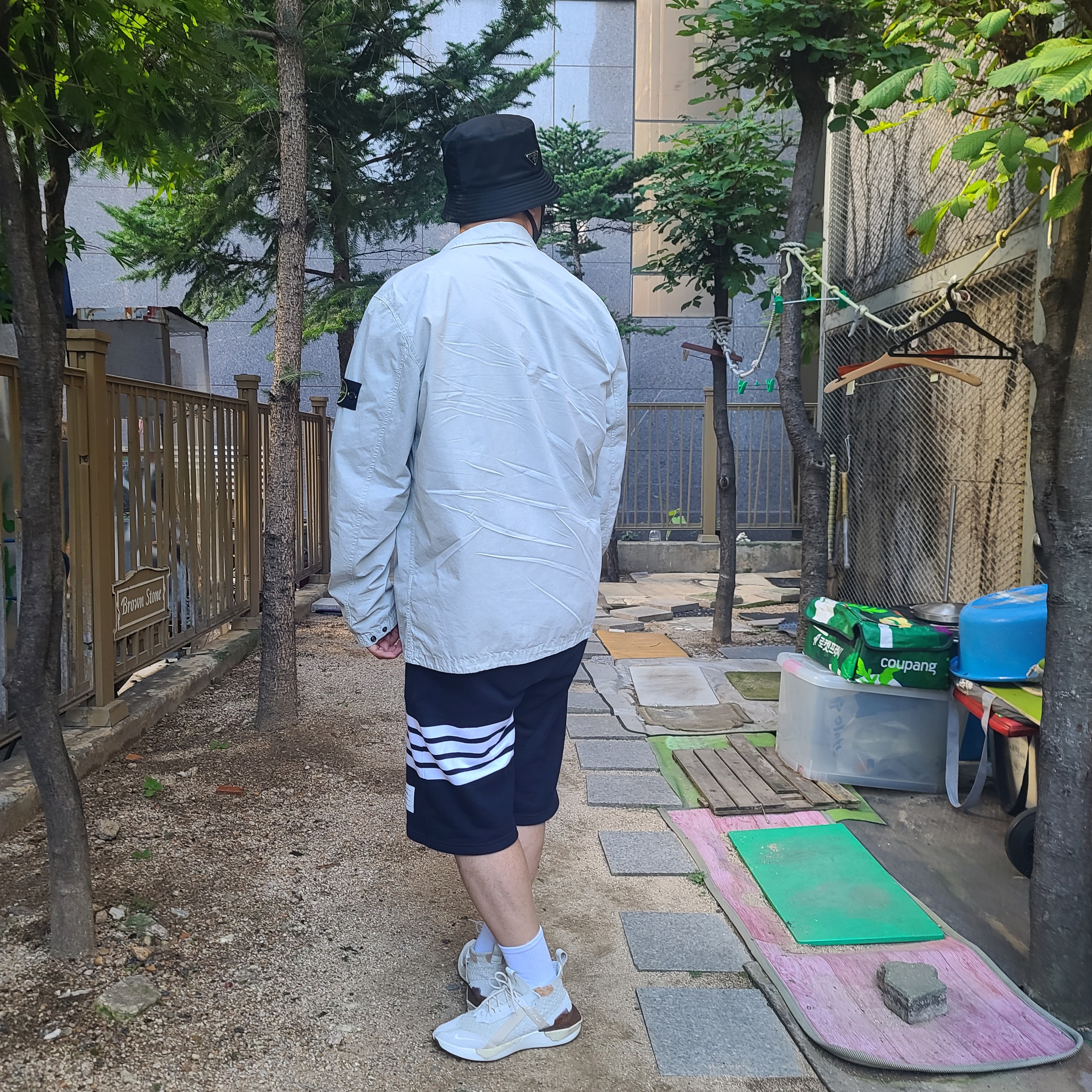 Stone Island 101WN Brushed Cotton Canvas T.CO+OLD Overshirt Light Grey - 22FW, Nike ISPA Drifter NTRL 착용 스타일