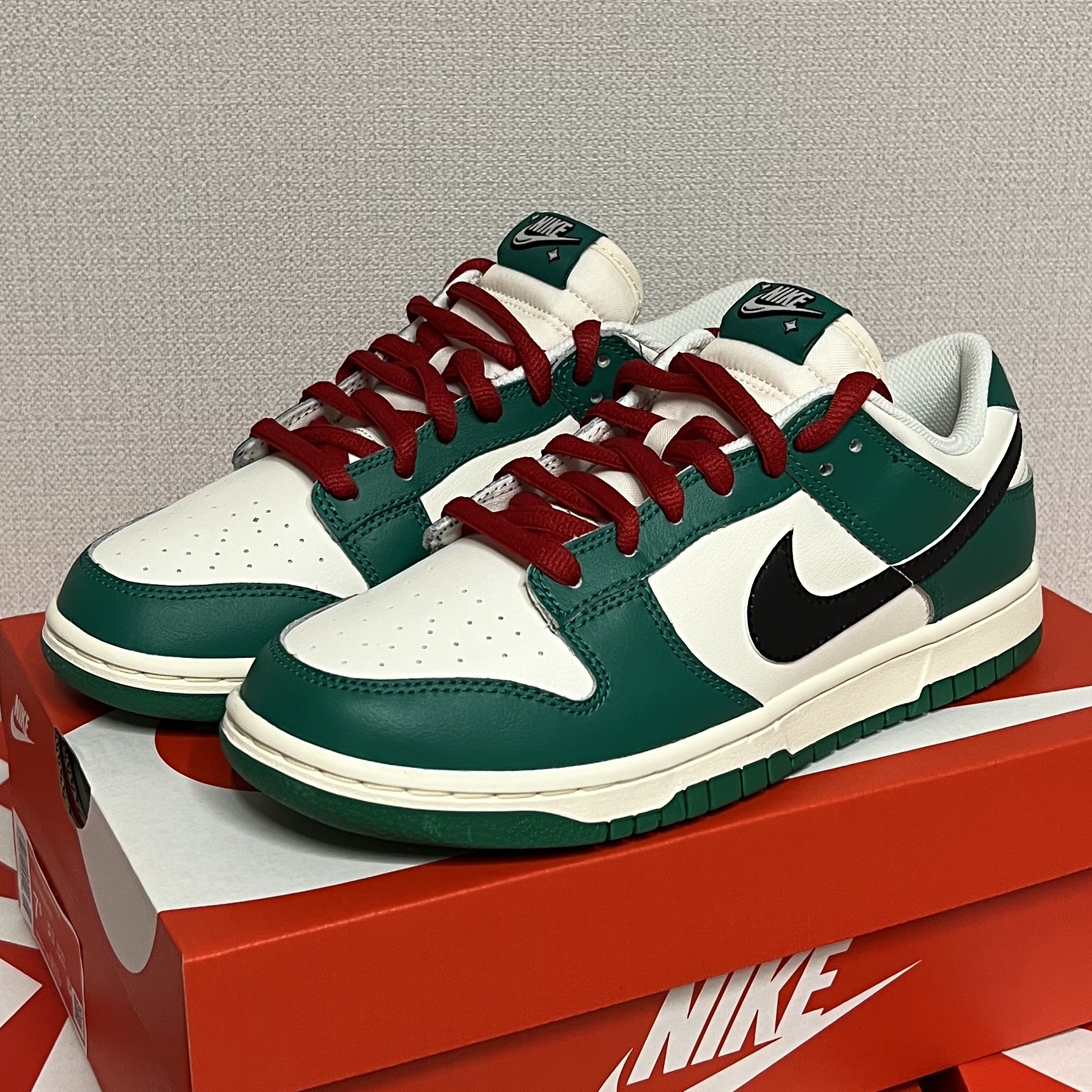 Nike Dunk Low Retro SE Jackpot Malachite 착용 스타일