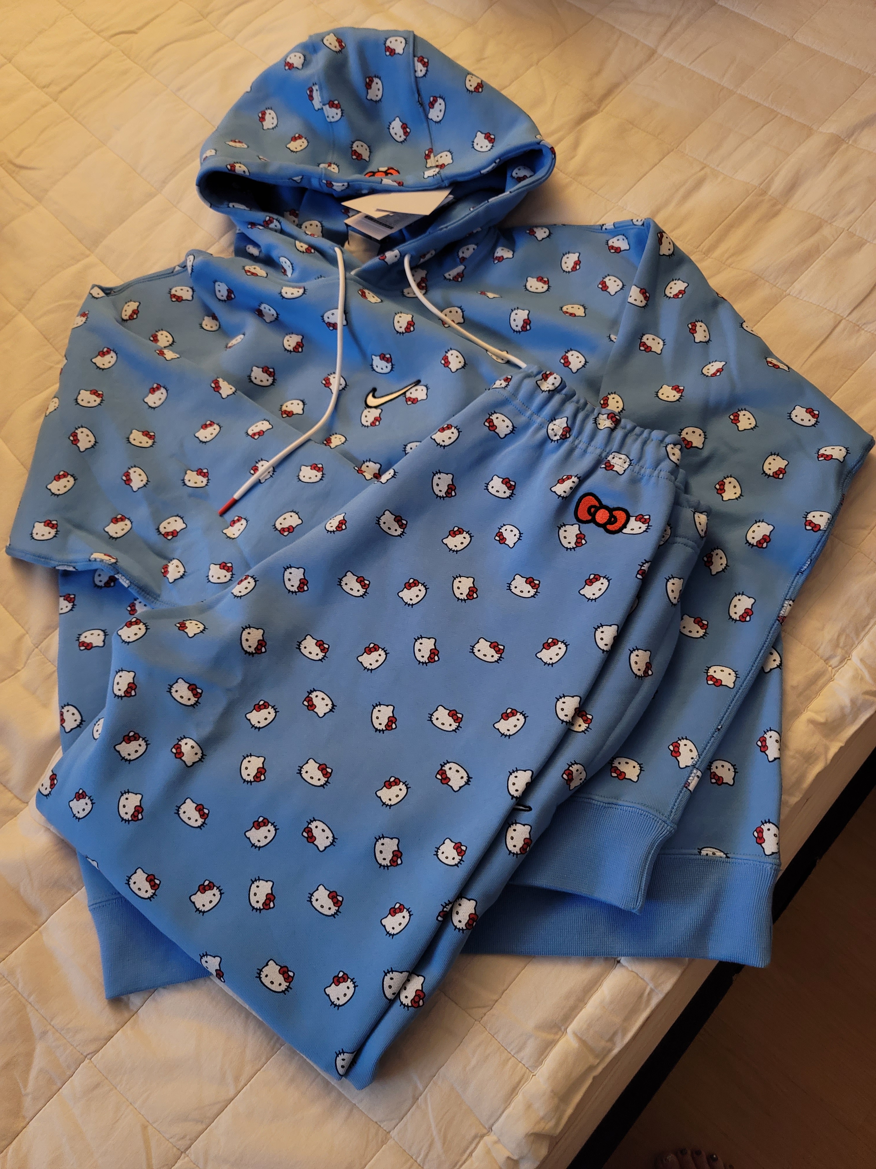 Nike x Hello Kitty NRG Fleece Hoodie Blue - Asia, Nike x Hello Kitty NRG Fleece Pants Blue - Asia 착용 스타일