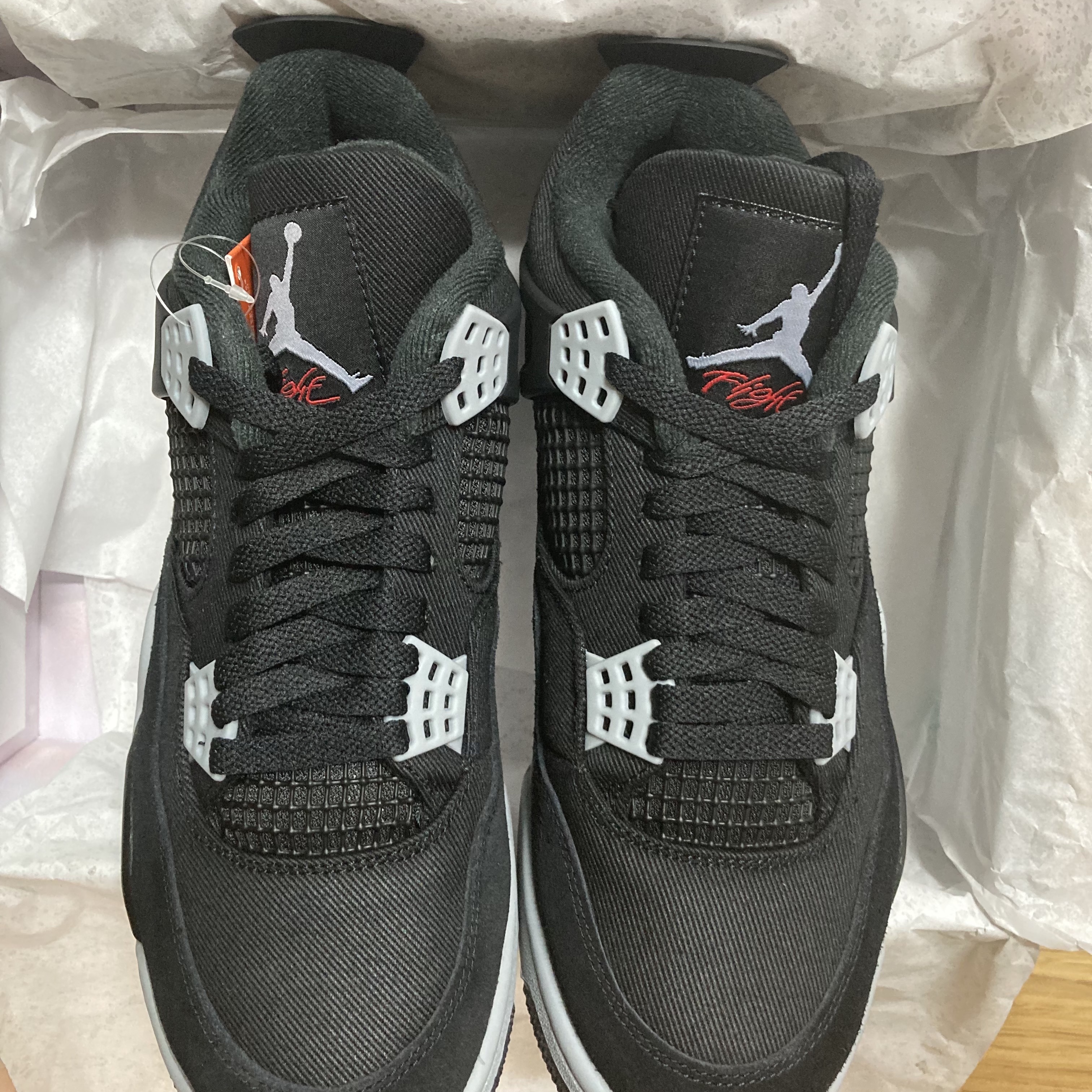 Jordan 4 Retro SE Black and Light Steel 착용 스타일 - 3
