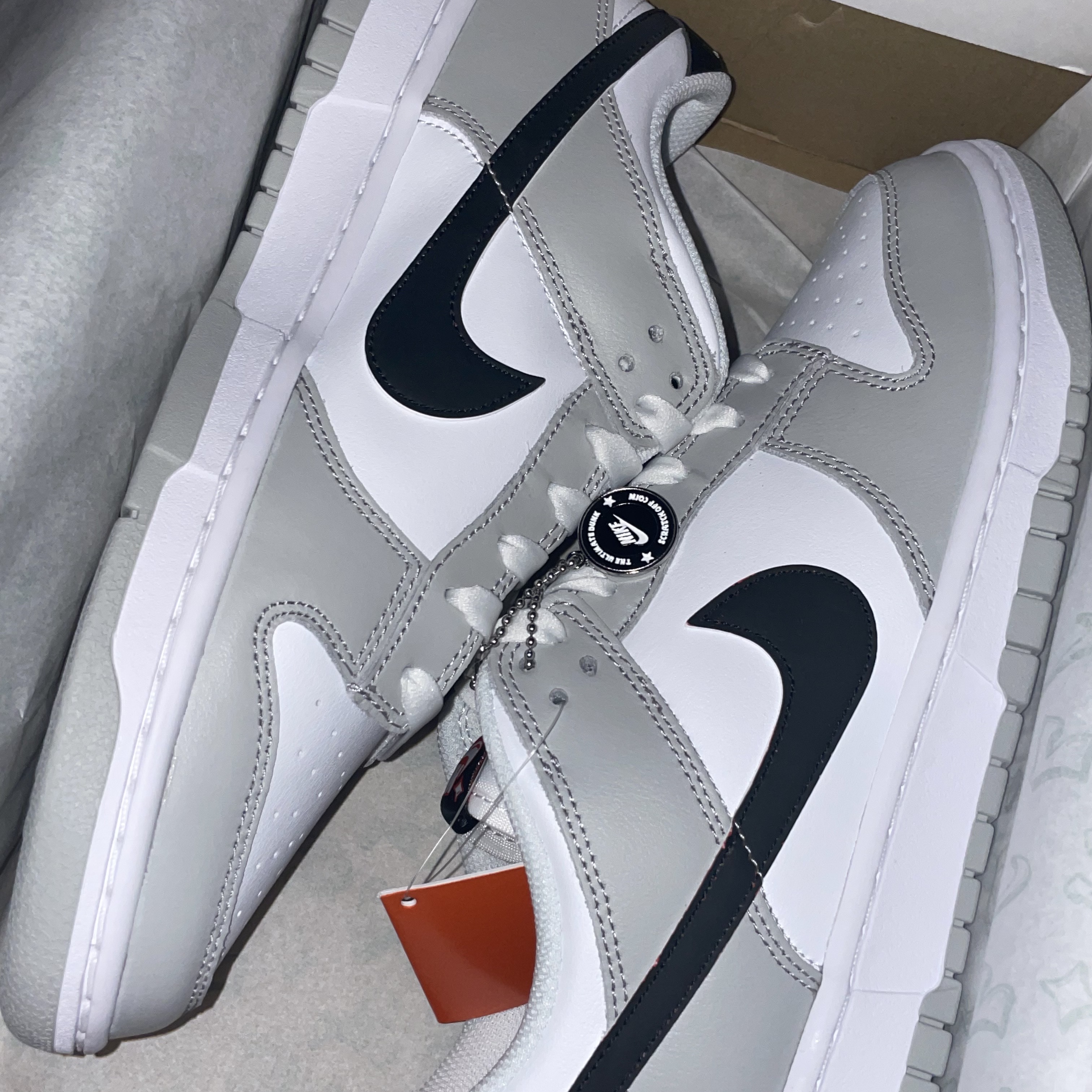 Nike Dunk Low Retro SE Jackpot Grey Fog 착용 스타일