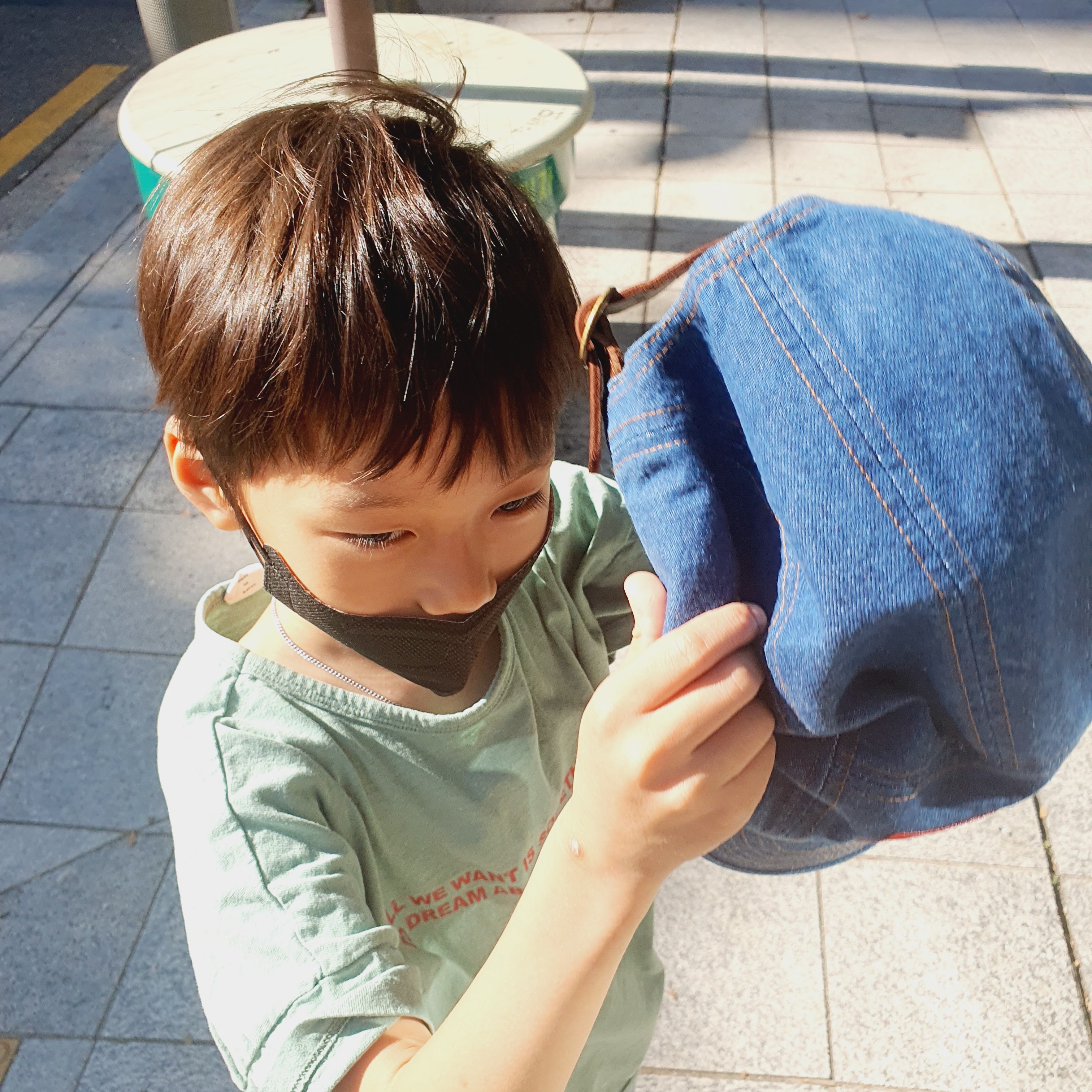 Supreme Washed Chino Twill Camp Cap Denim - 22FW 착용 스타일 - 2