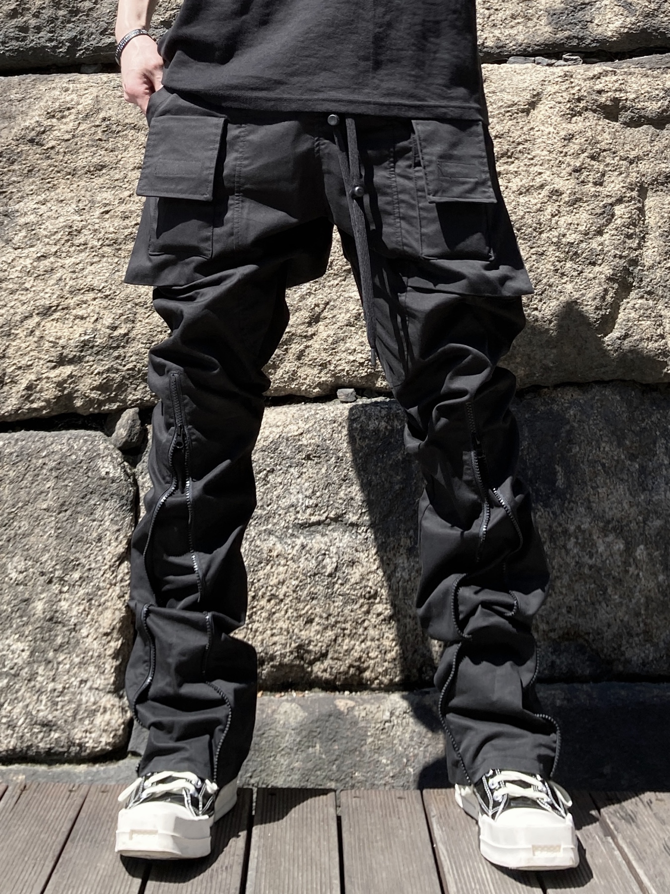 Converse x Drkshdw Turbodrk Chuck 70 Hi Black Lacquered Denim 착용 스타일 - 2