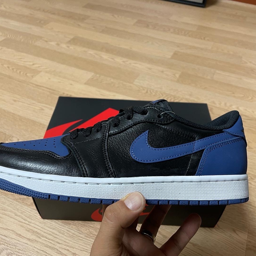 Jordan 1 Retro Low OG Mystic Navy 착용 스타일 - 3