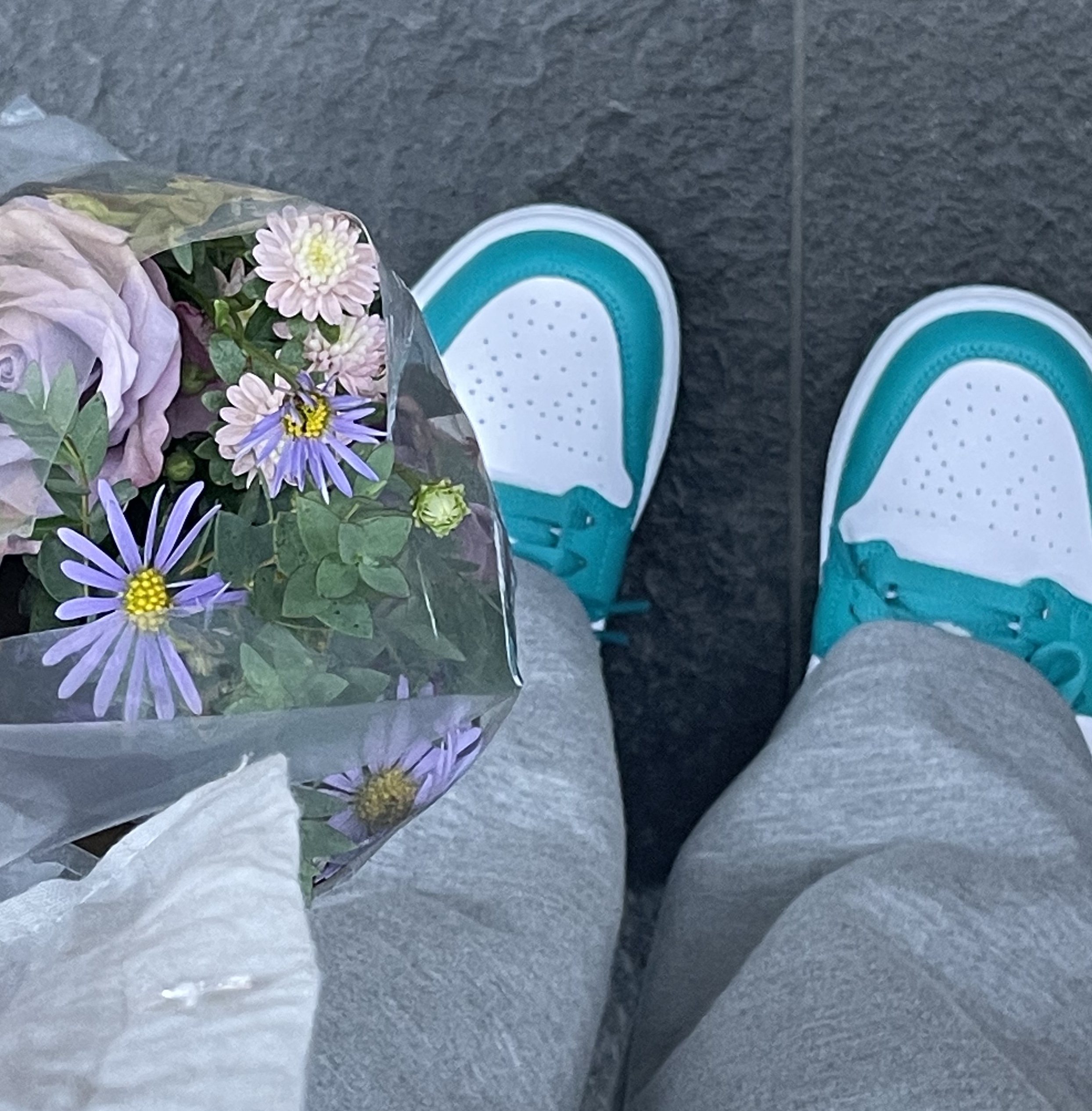 (W) Jordan 1 Low New Emerald 착용 스타일 - 2