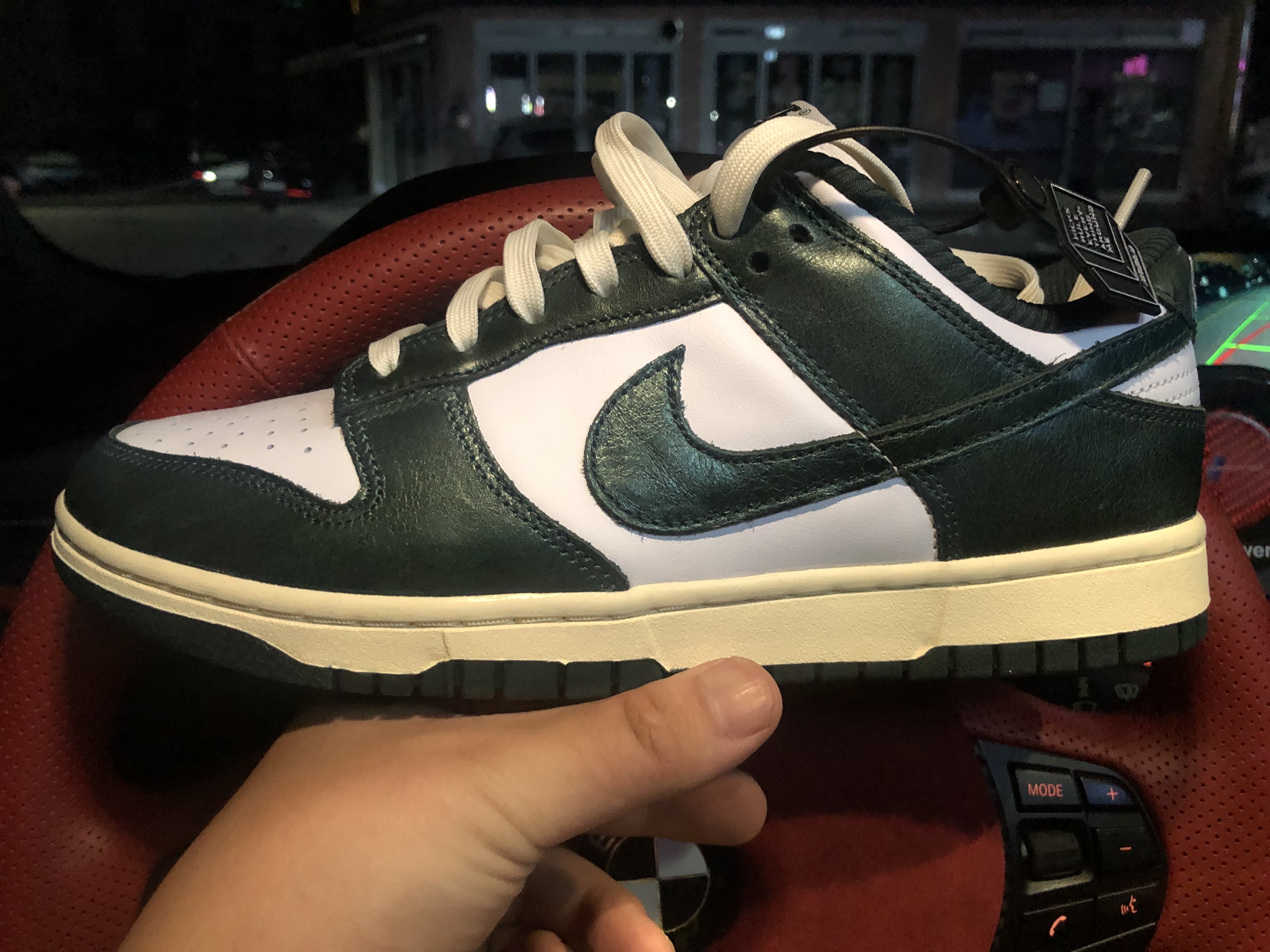 (W) Nike Dunk Low Vintage Green 착용 스타일