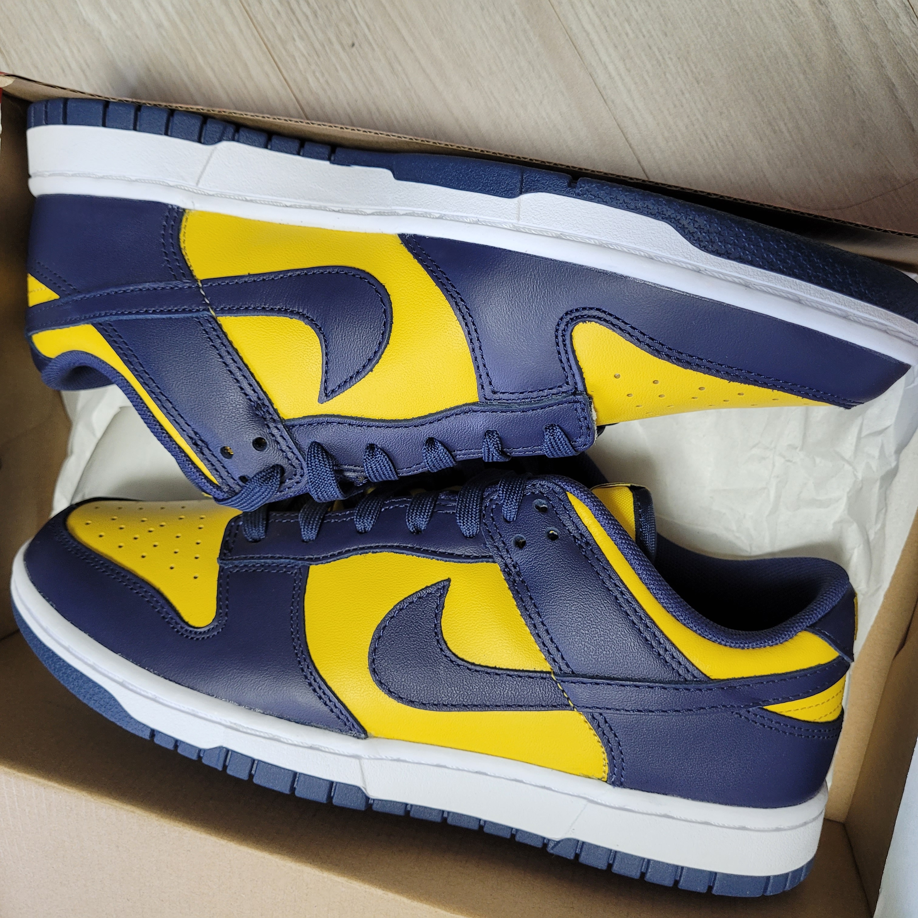 Nike Dunk Low Retro Varsity Maize 착용 스타일 - 3