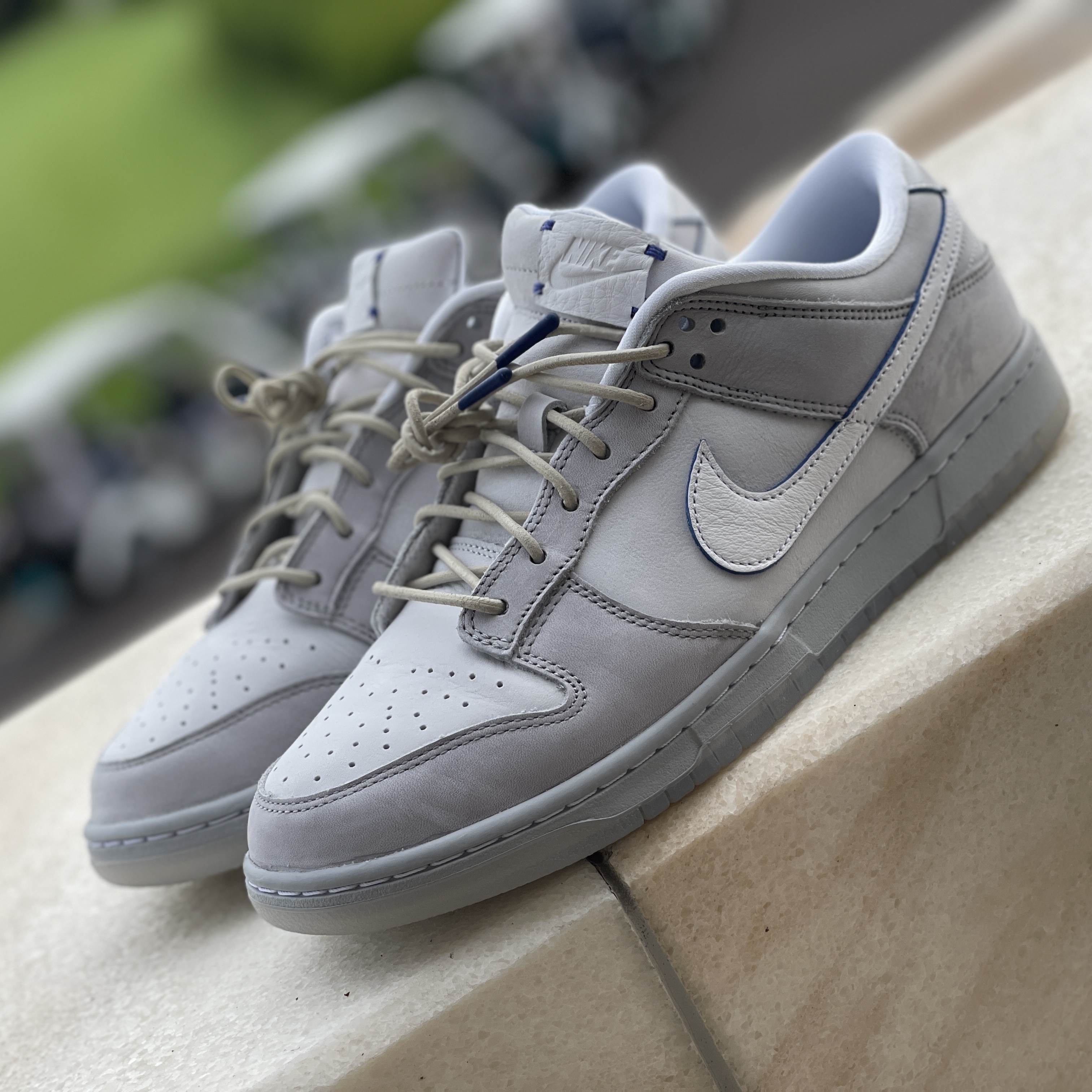 Nike Dunk Low Wolf Grey and Pure Platinum 착용 스타일