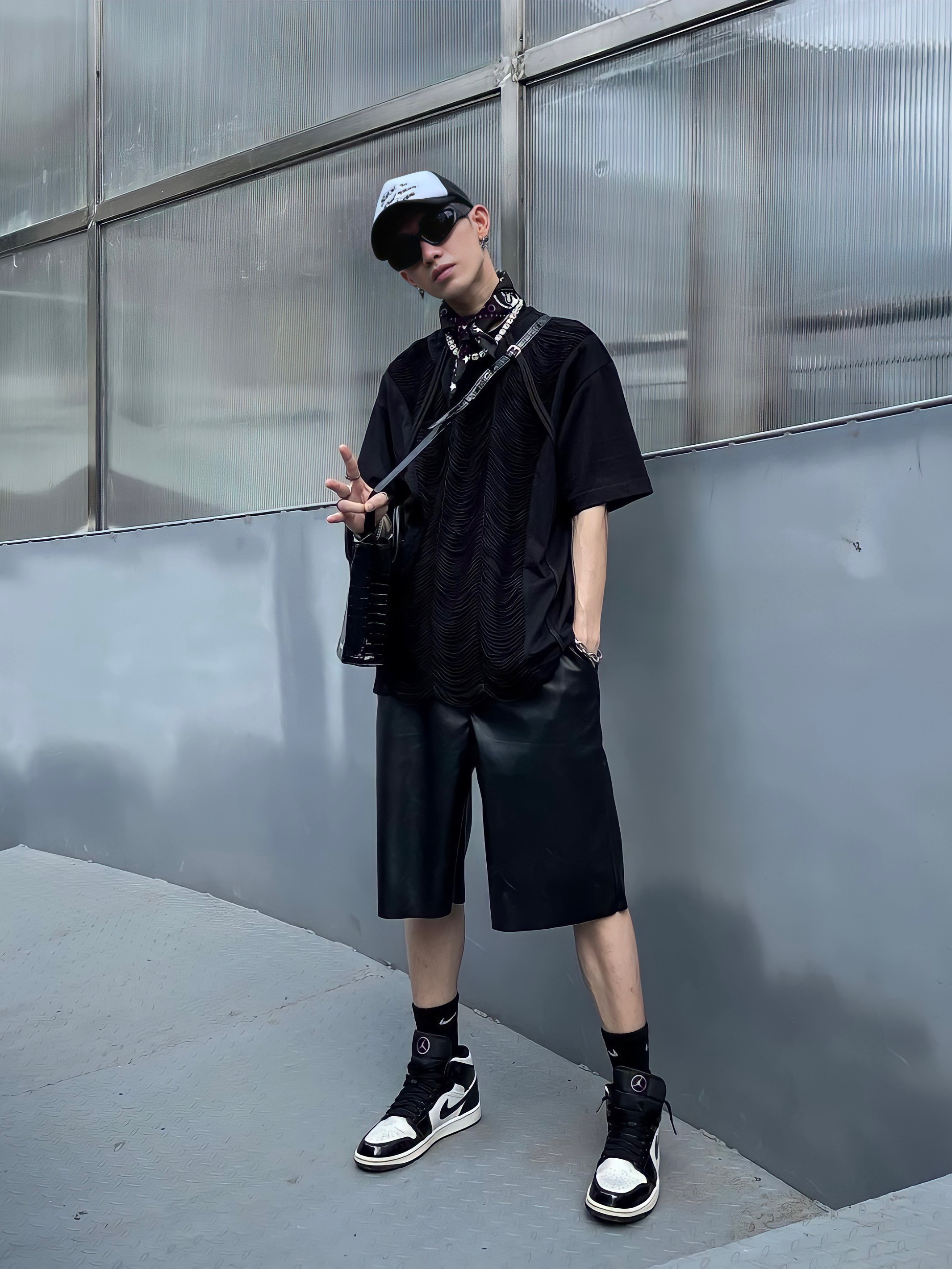 Jordan 1 Mid SE ASW Black 착용 스타일 - 2