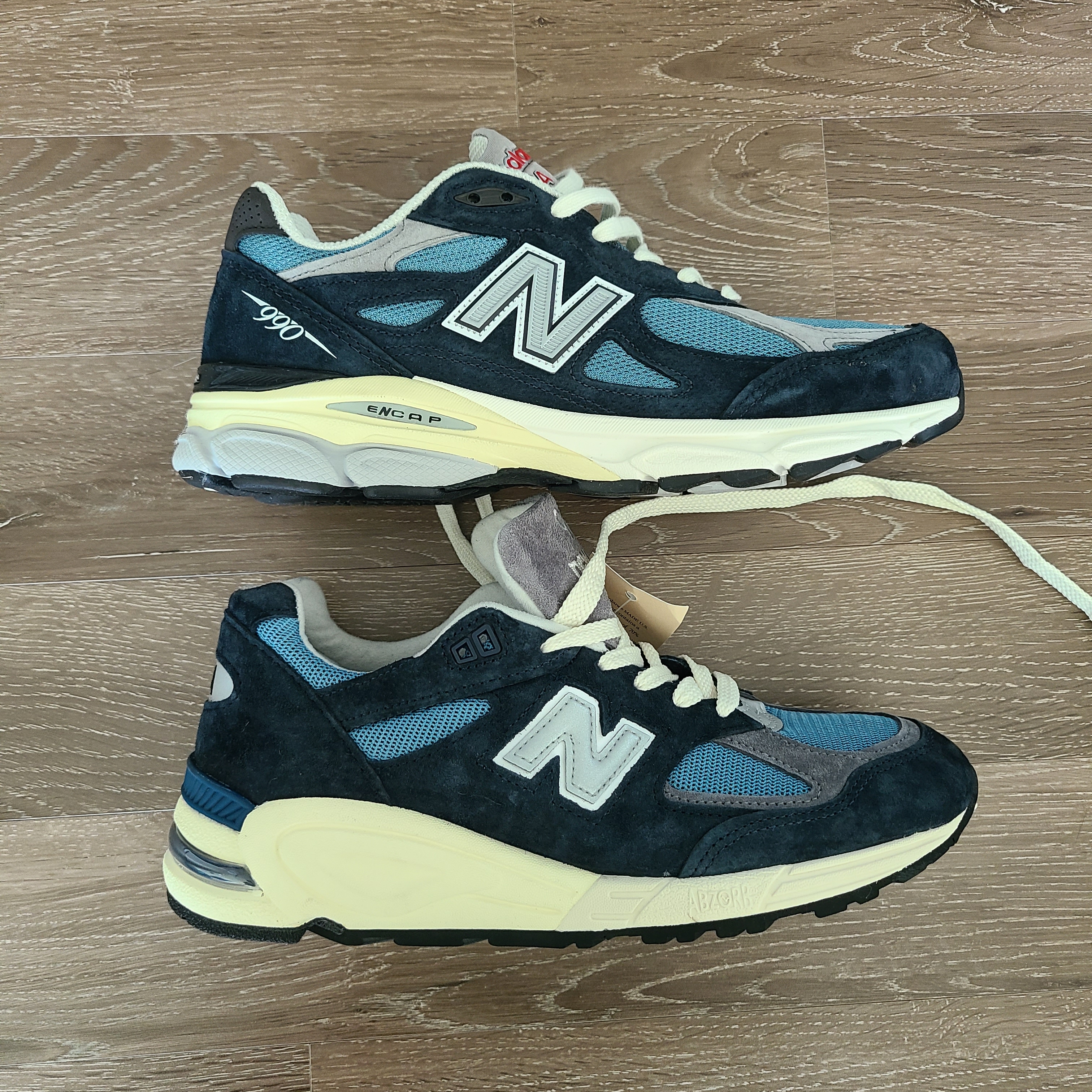 New Balance 990v3 Made in USA Navy Spring Tide, New Balance 990v2 Made in USA Navy Castlerock 착용 스타일 - 4