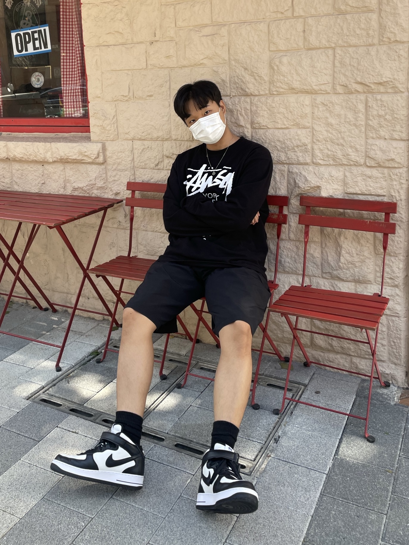 Stussy World Tour LS T-Shirt Black, Nike x Stussy Air Force 1 '07 Mid SP Black and Light Bone 착용 스타일