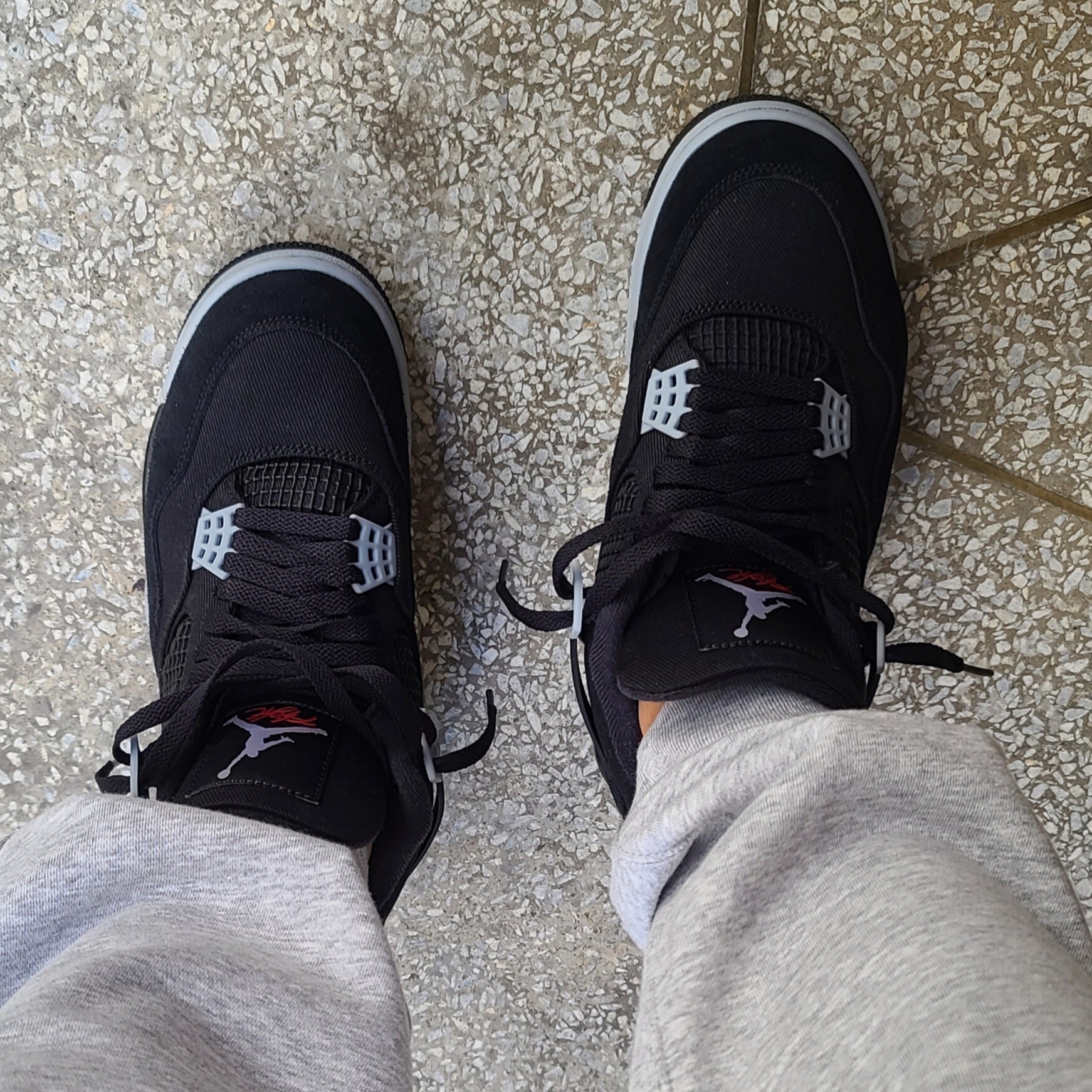Jordan 11 Retro Jubilee, Jordan Legacy 312 Low Fire Red 착용 스타일 - 4