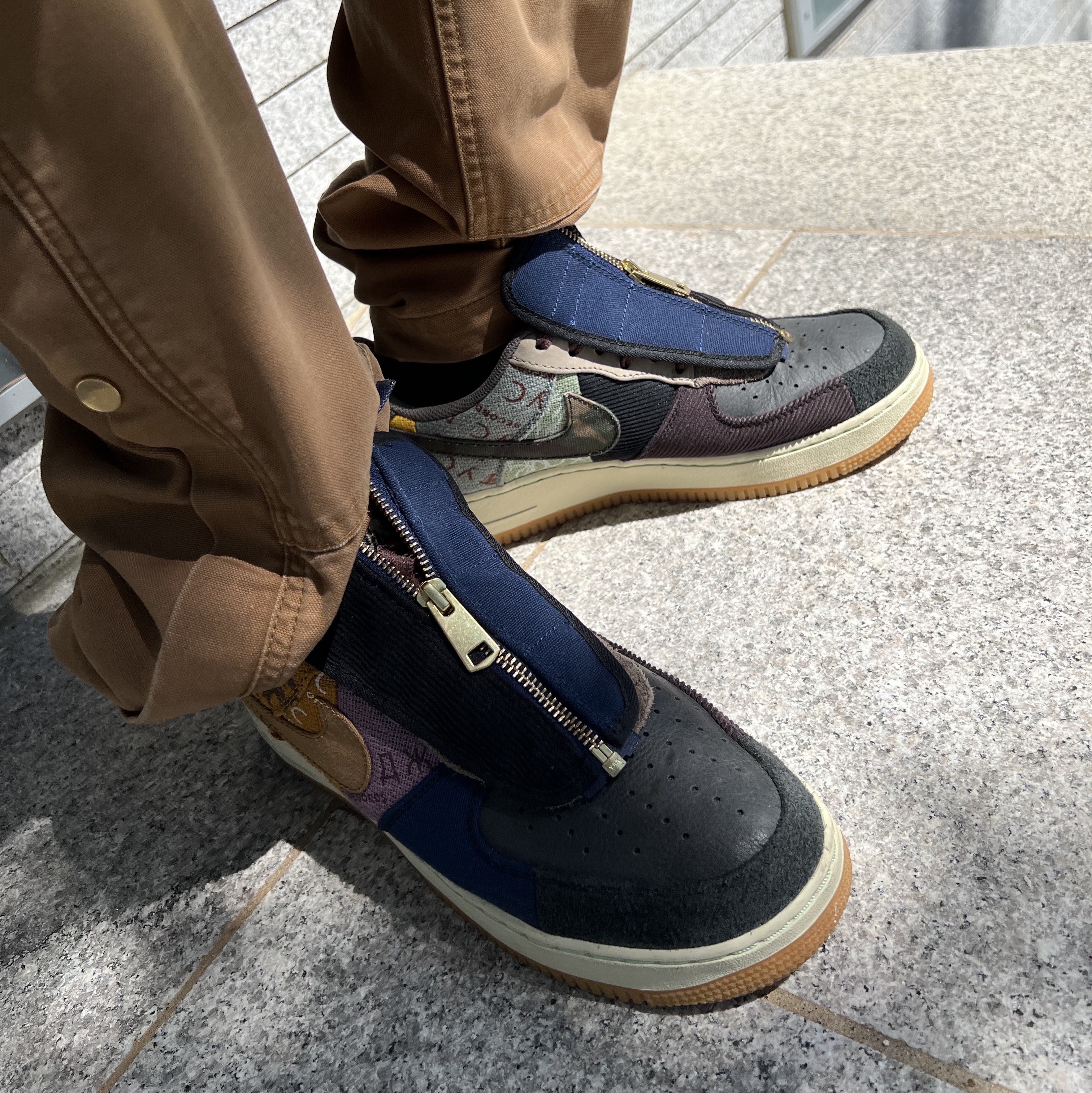 Nike x Travis Scott Air Force 1 Low Cactus Jack 착용 스타일 - 5