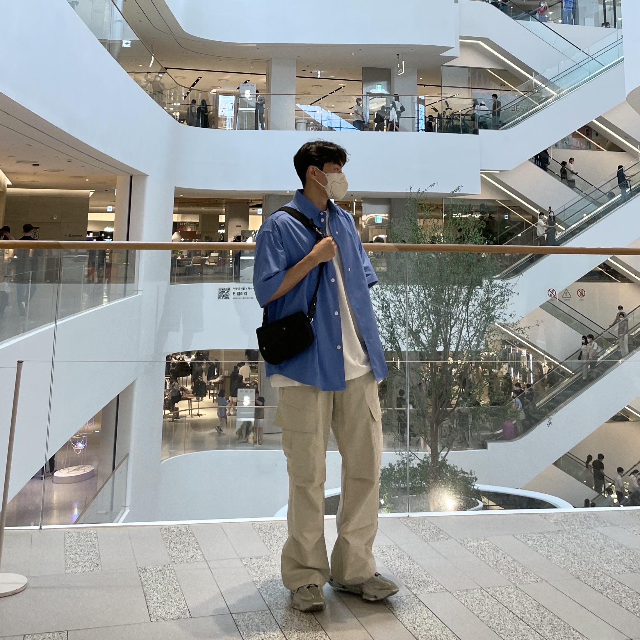 Nike x Matthew M Williams Zoom 004 Stone, Dior Saddle Pouch Beige & Black Dior Oblique Jacquard 착용 스타일