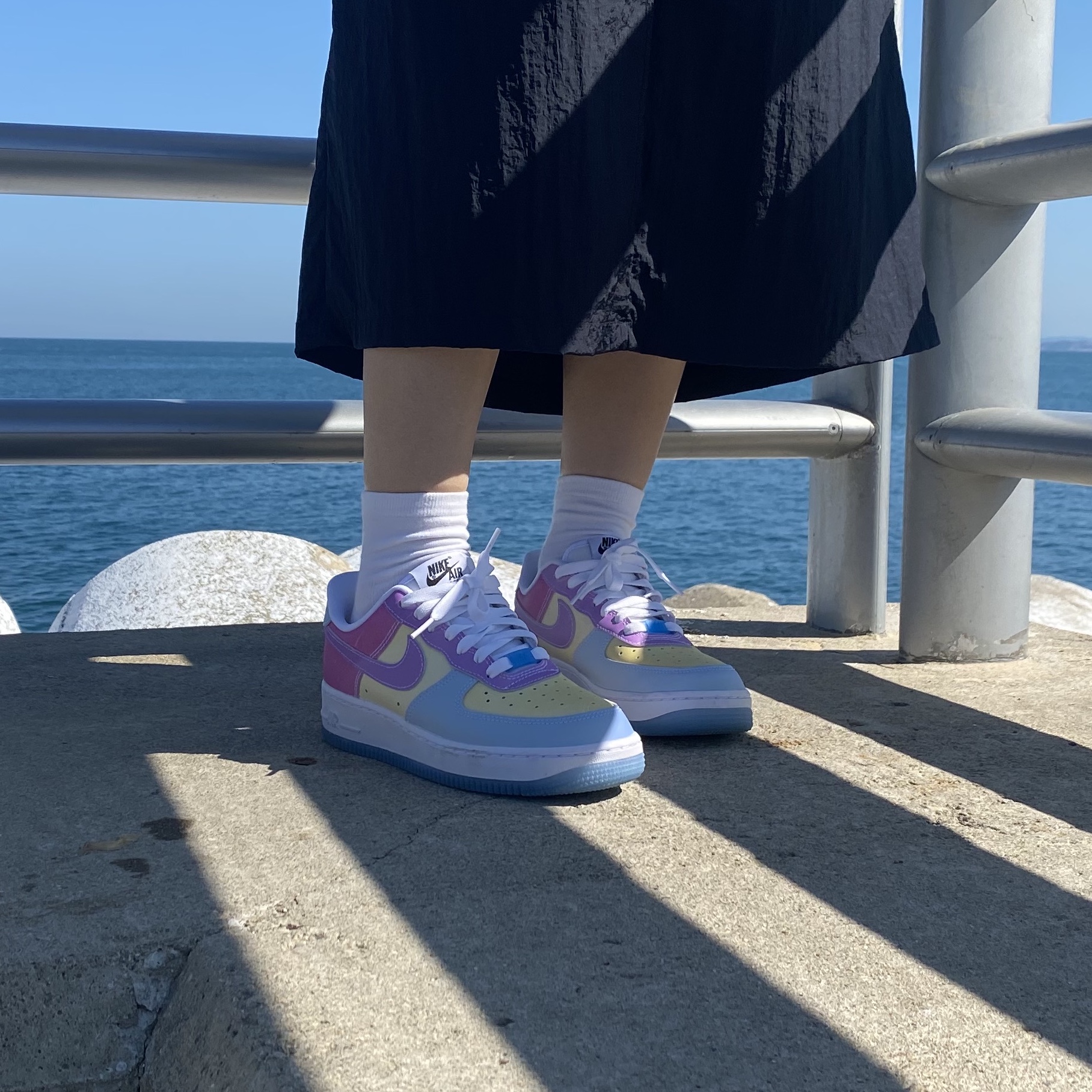 (W) Nike Air Force 1 '07 LX Photochromic 착용 스타일 - 1