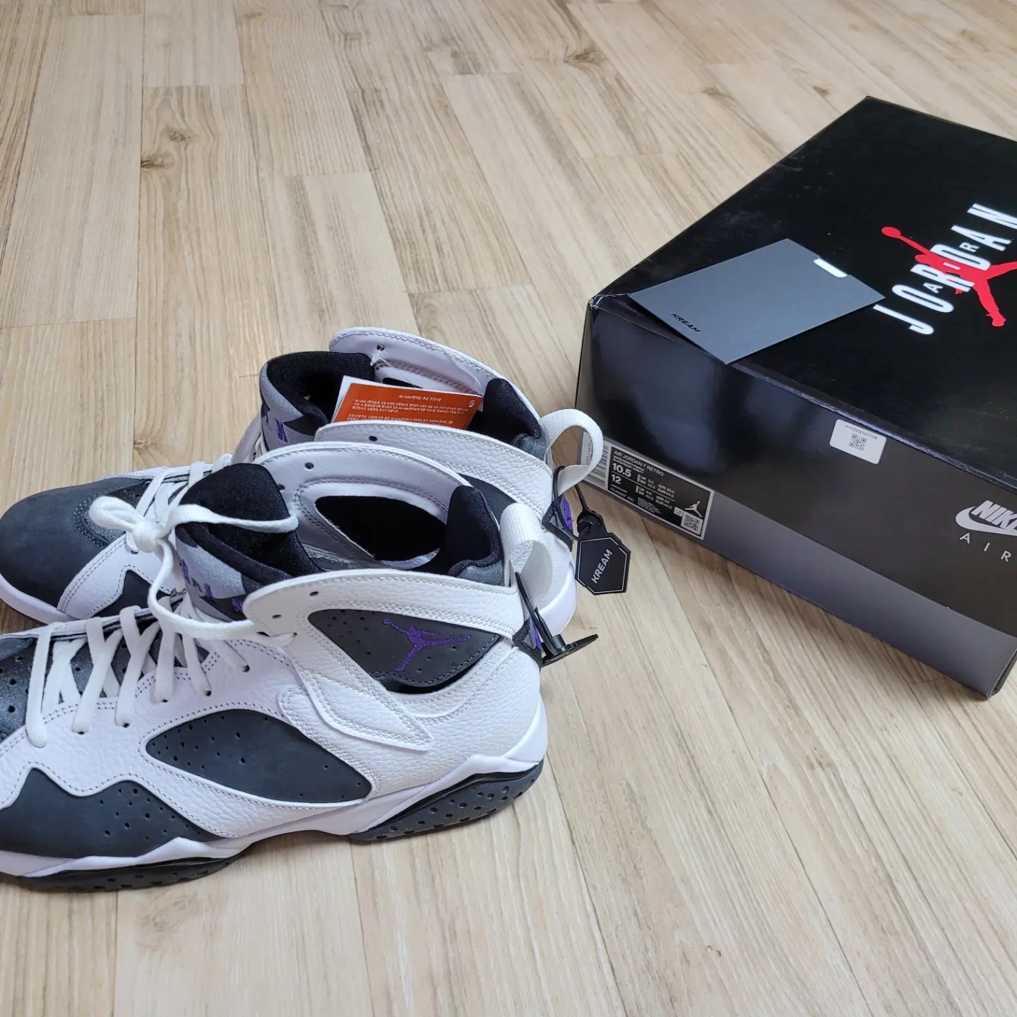Jordan 7 Retro Flint 2021, (W) Jordan 7 x Bephies Beauty Supply Retro SP Sanddrift 착용 스타일 - 3