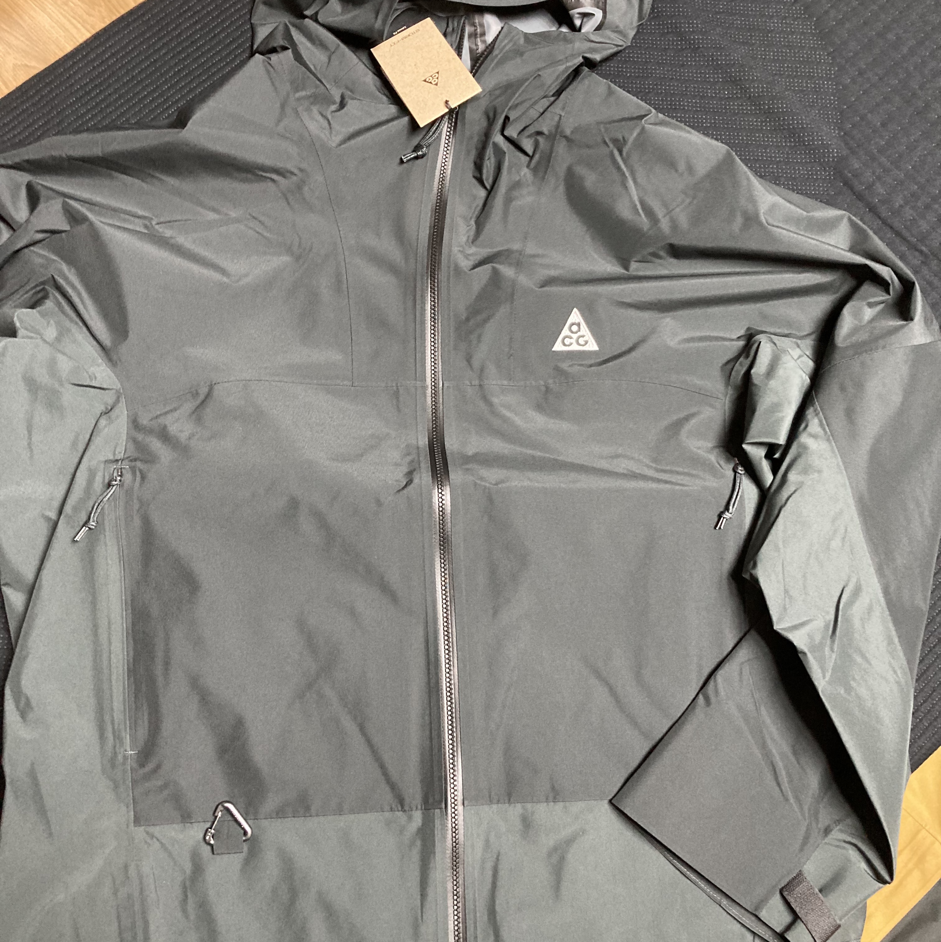 Nike ACG Storm-Fit ADV Cascade Rains Full Zip Shell Jacket Off Noir - Asia 착용 스타일