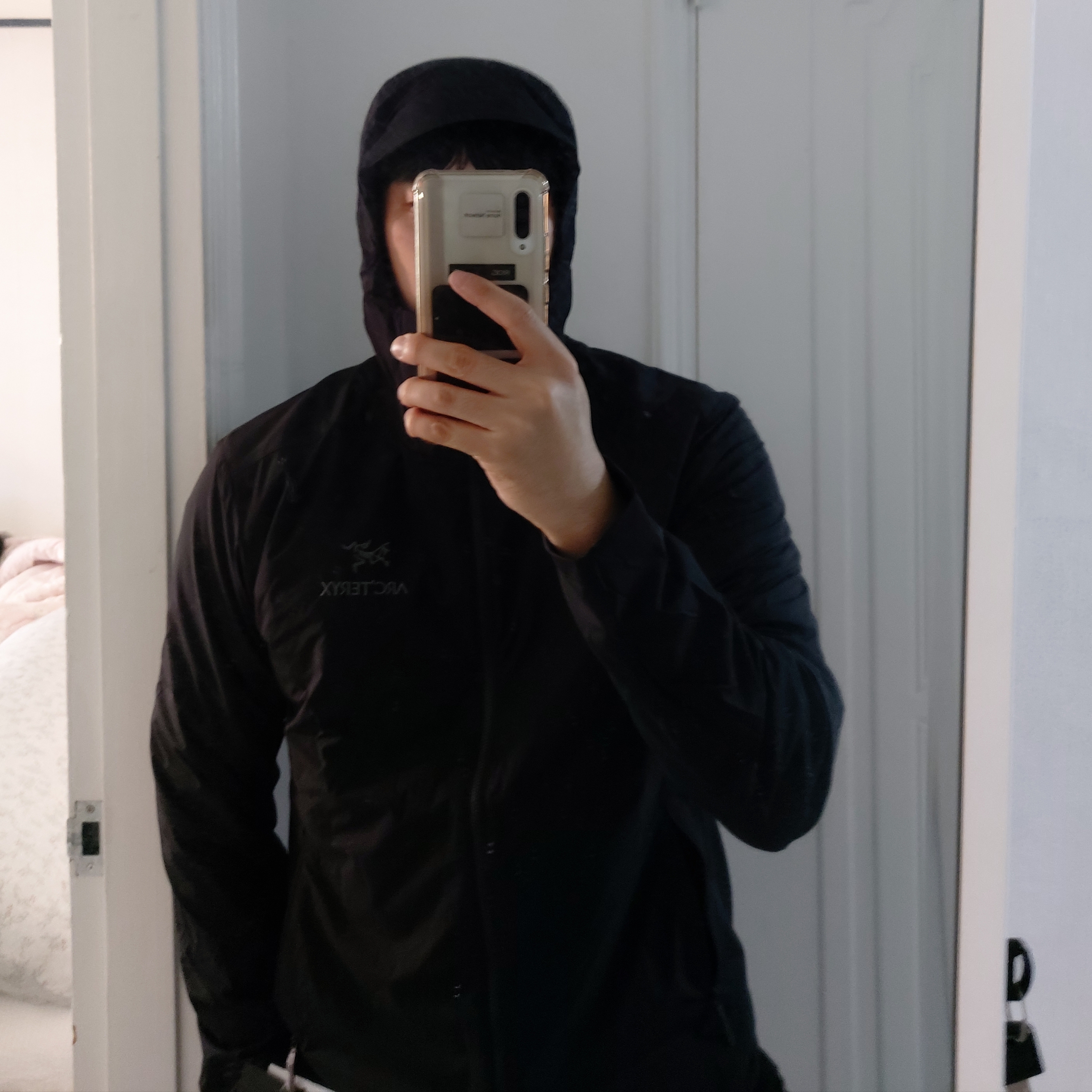 Arc'teryx Atom SL Hoody Black 착용 스타일