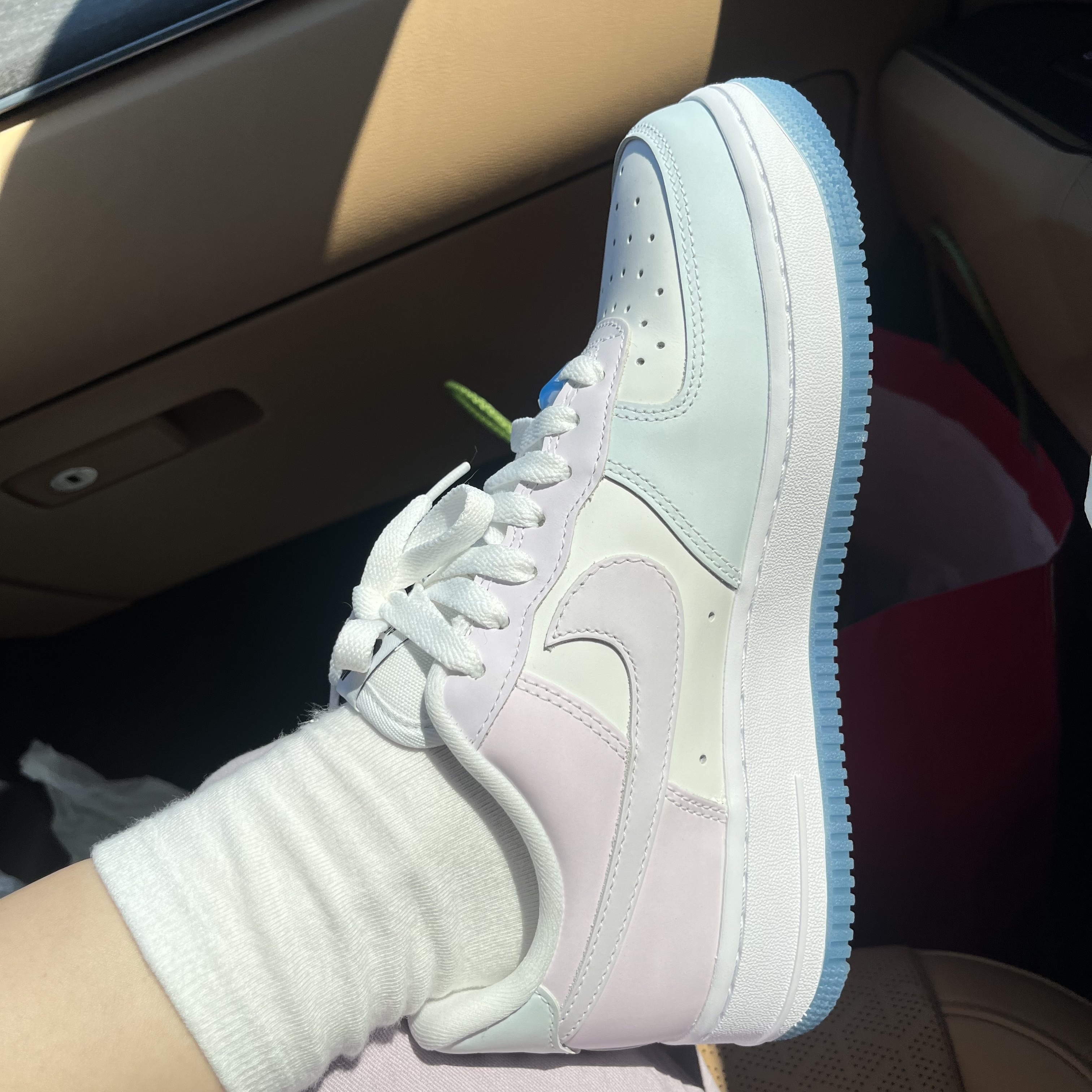 (W) Nike Air Force 1 '07 LX Photochromic 착용 스타일 - 3