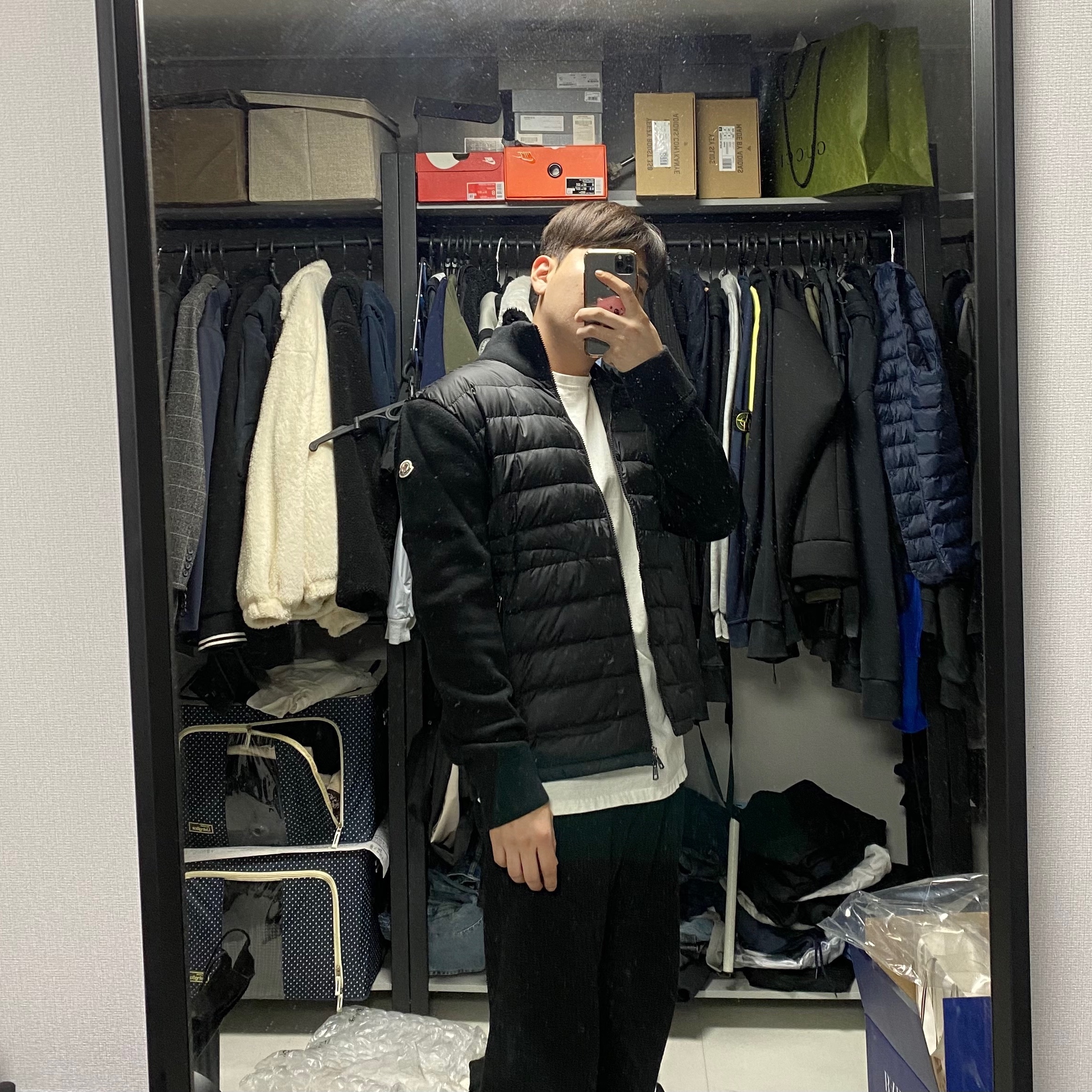 Moncler Padded Wool Cardigan Black - 22FW 착용 스타일