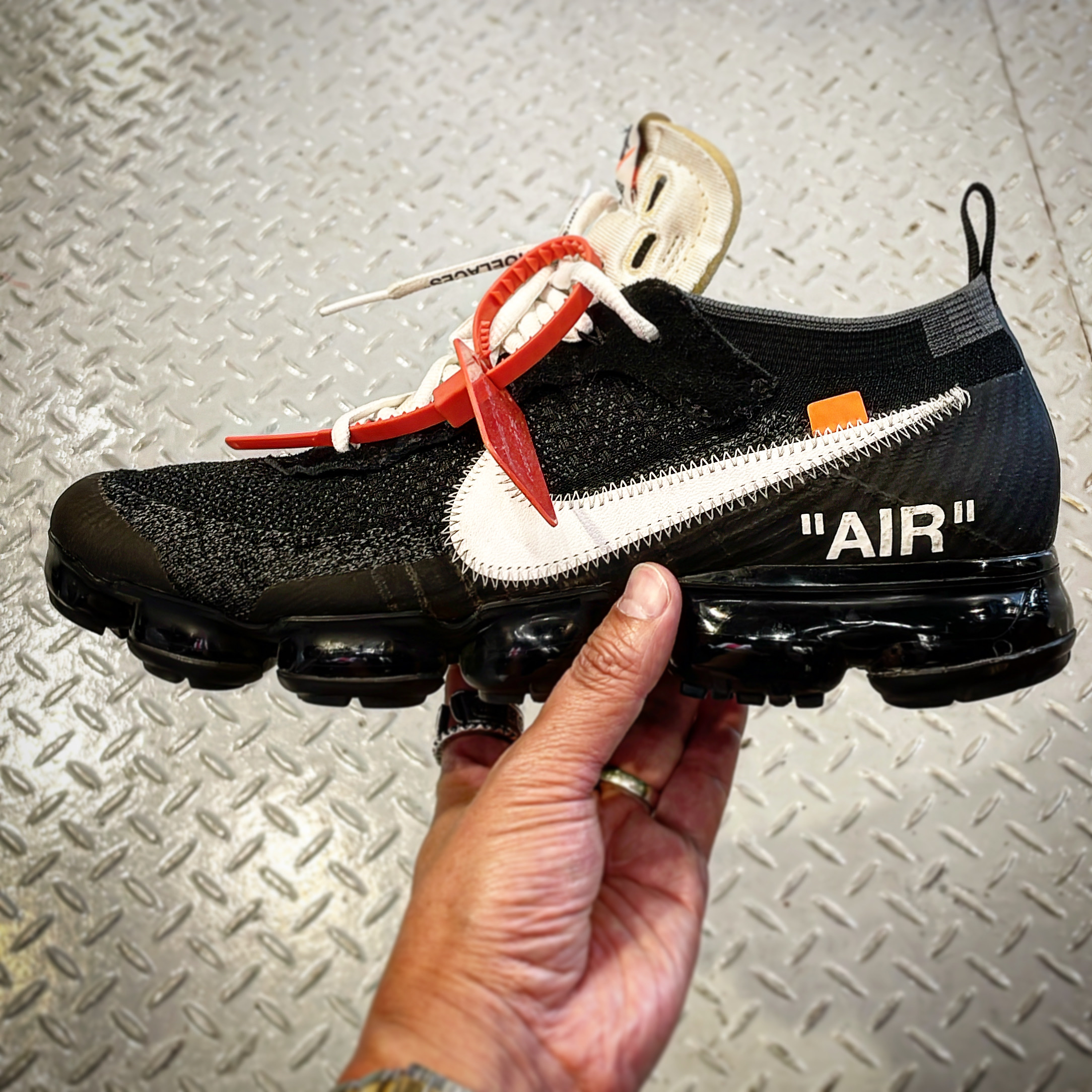 Nike x Off-White Air VaporMax OG Black The Ten 착용 스타일