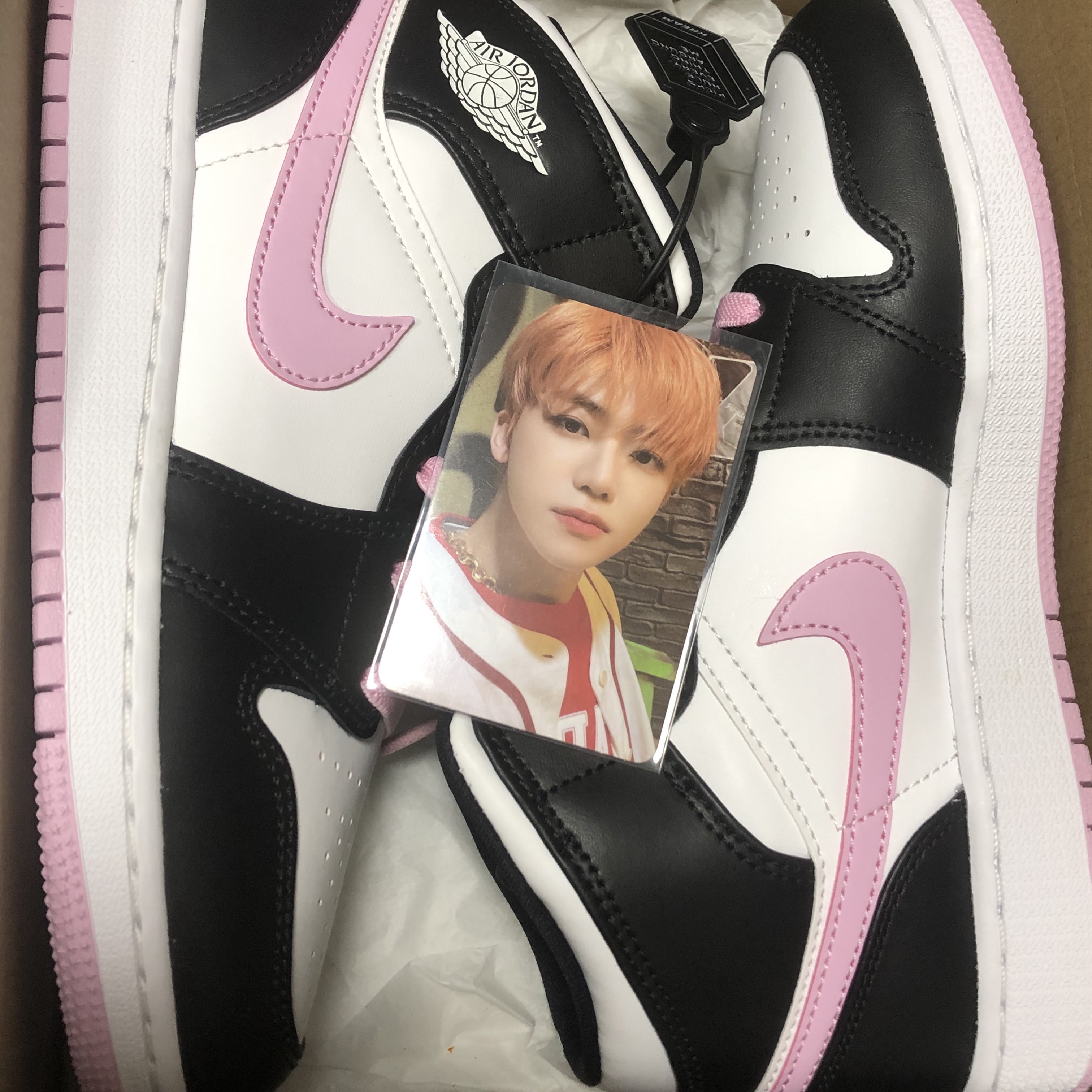 (GS) Jordan 1 Mid Light Arctic Pink 착용 스타일 - 1