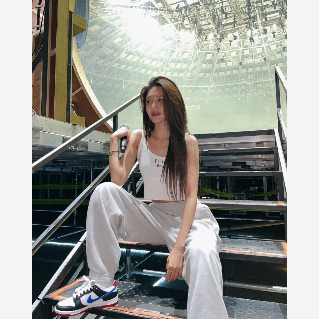Nike Dunk Low SE Seoul 착용 스타일 - 2