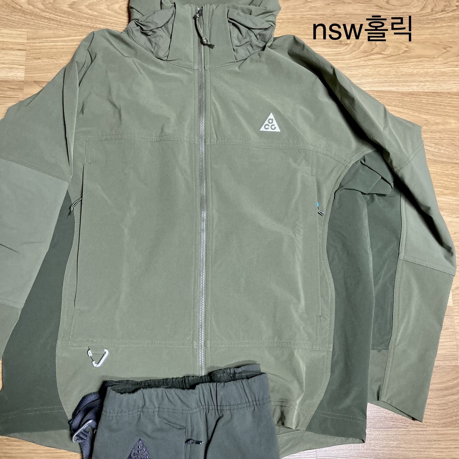 Nike ACG Sun Farer Jacket Medium Olive - Asia, Nike ACG Trail Pants Sequoia - Asia 착용 스타일 - 2