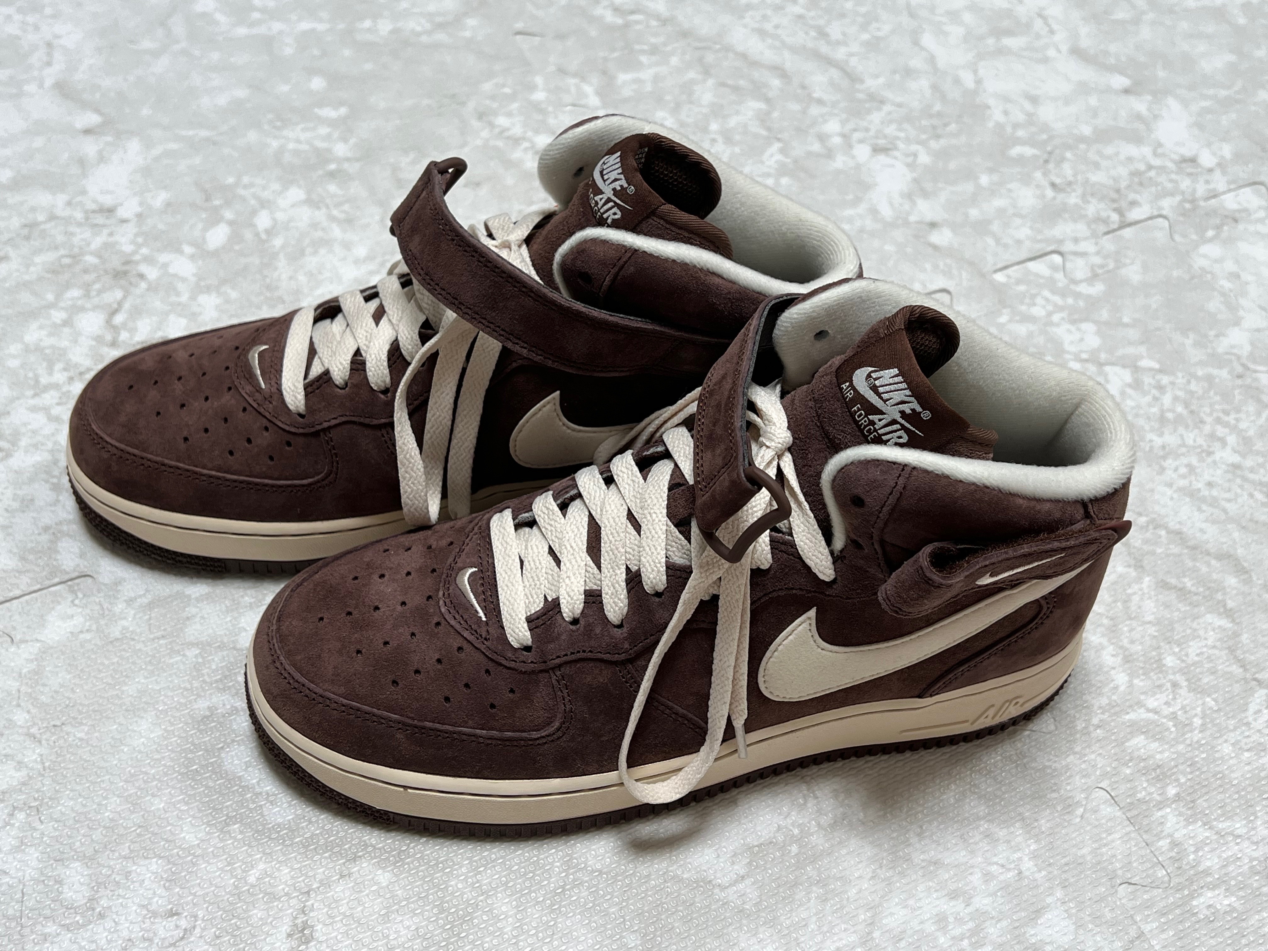 Nike Air Force 1 Mid '07 QS Chocolate 착용 스타일 - 2