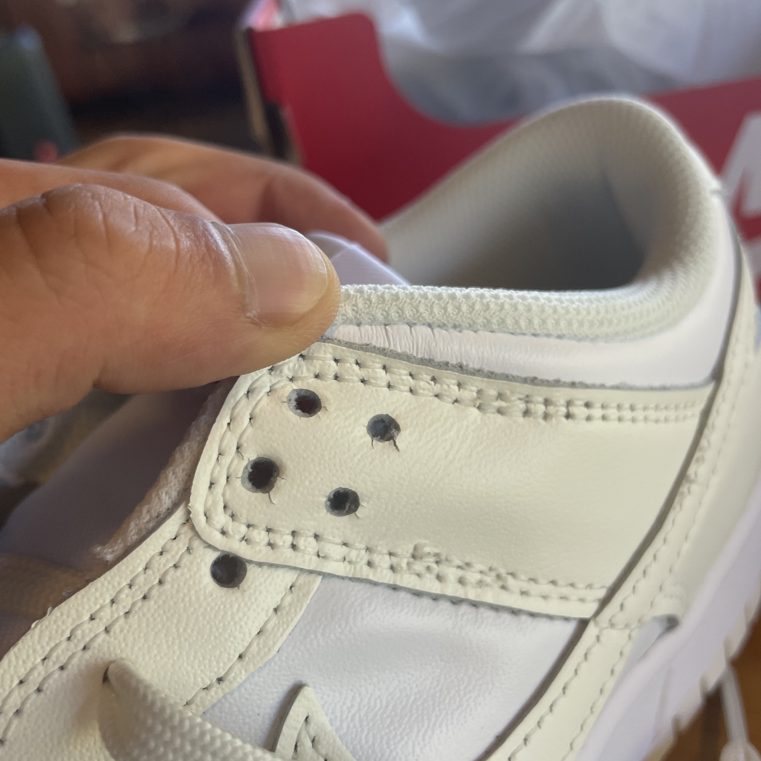(W) Nike Dunk Low White and Sail 착용 스타일 - 3