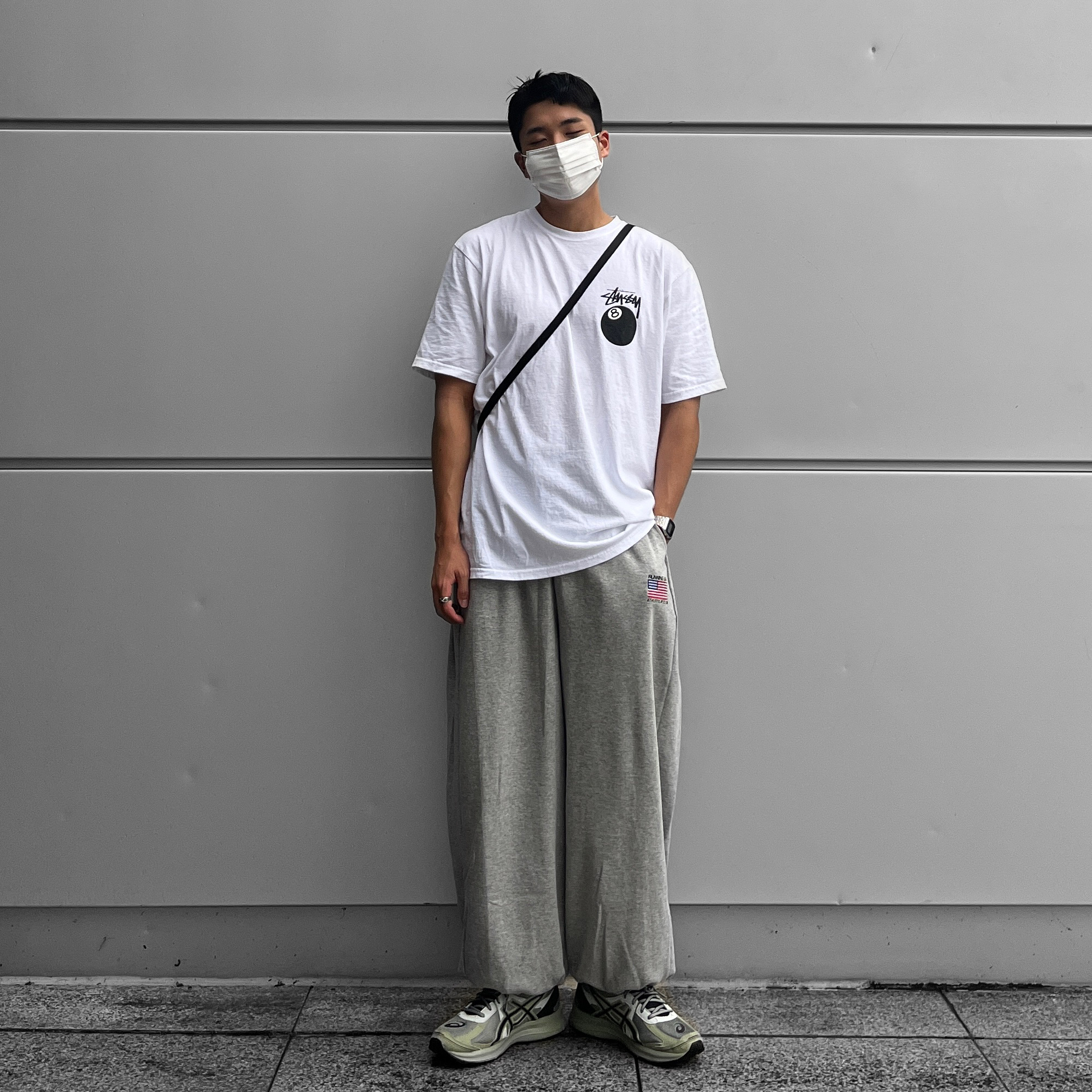 Asics Jog 100 S Sheet Rock - 2E Wide, Stussy 8 Ball T-Shirt White - 22SS 착용 스타일 - 3