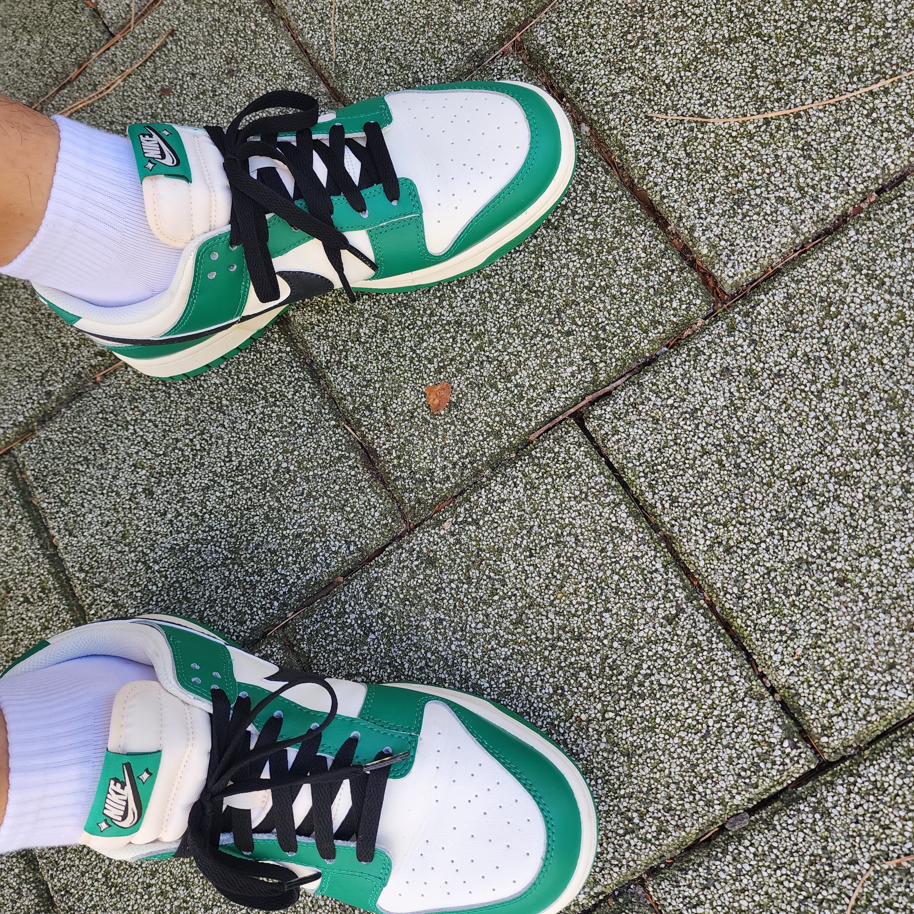 Nike Dunk Low Retro SE Jackpot Malachite 착용 스타일