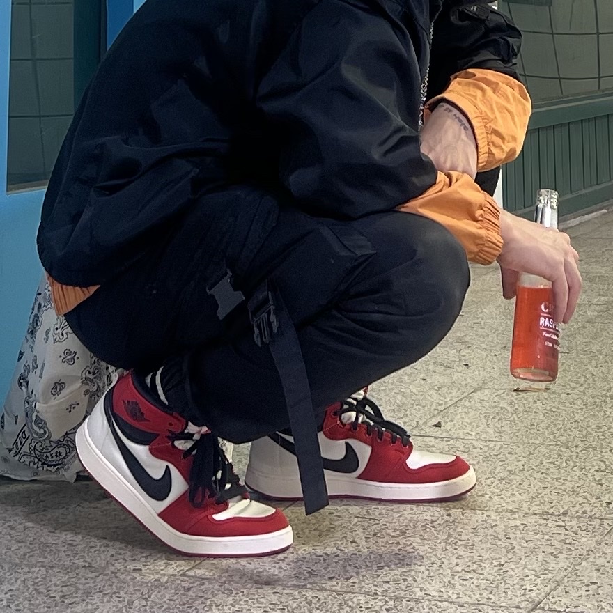 Jordan 1 KO Chicago 2021 착용 스타일 - 2