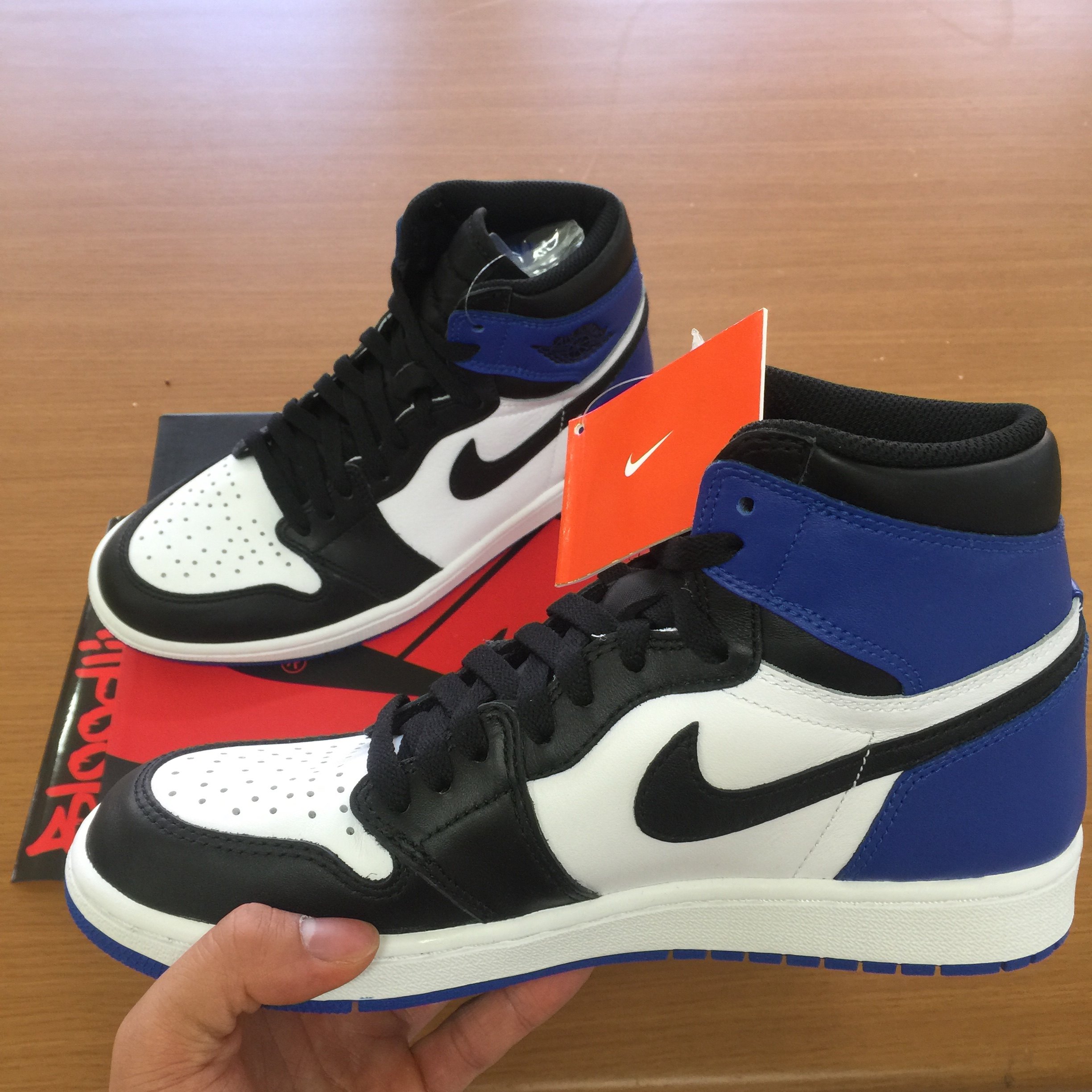 Jordan 1 x Fragment Retro High OG 착용 스타일